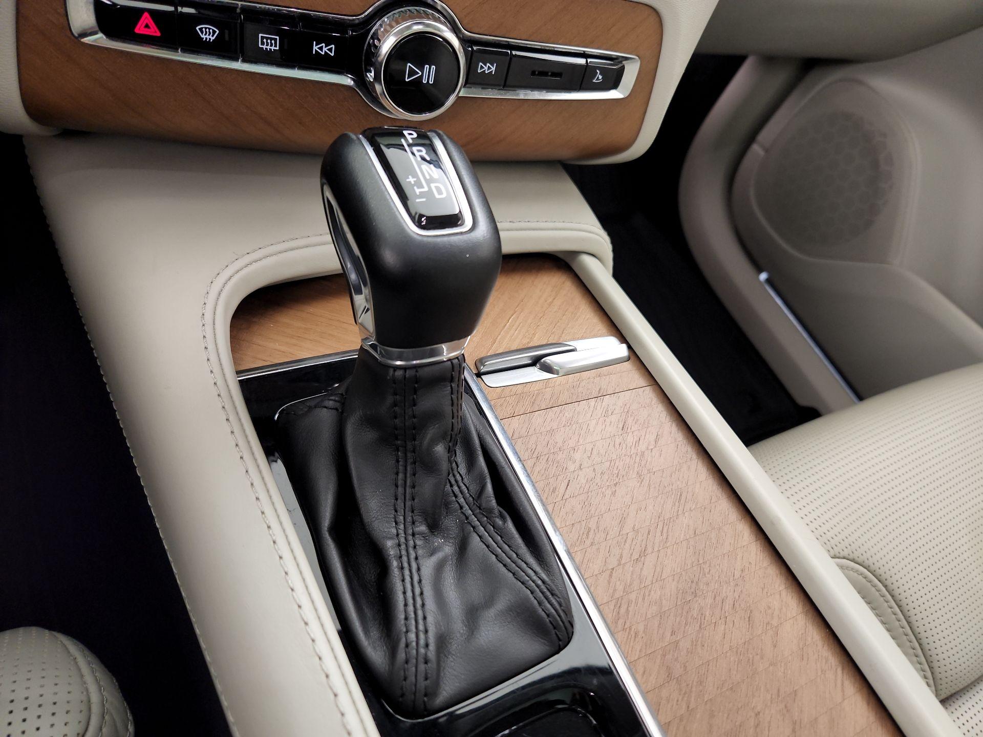 Thumbnail: 2019 Volvo XC90 - 18