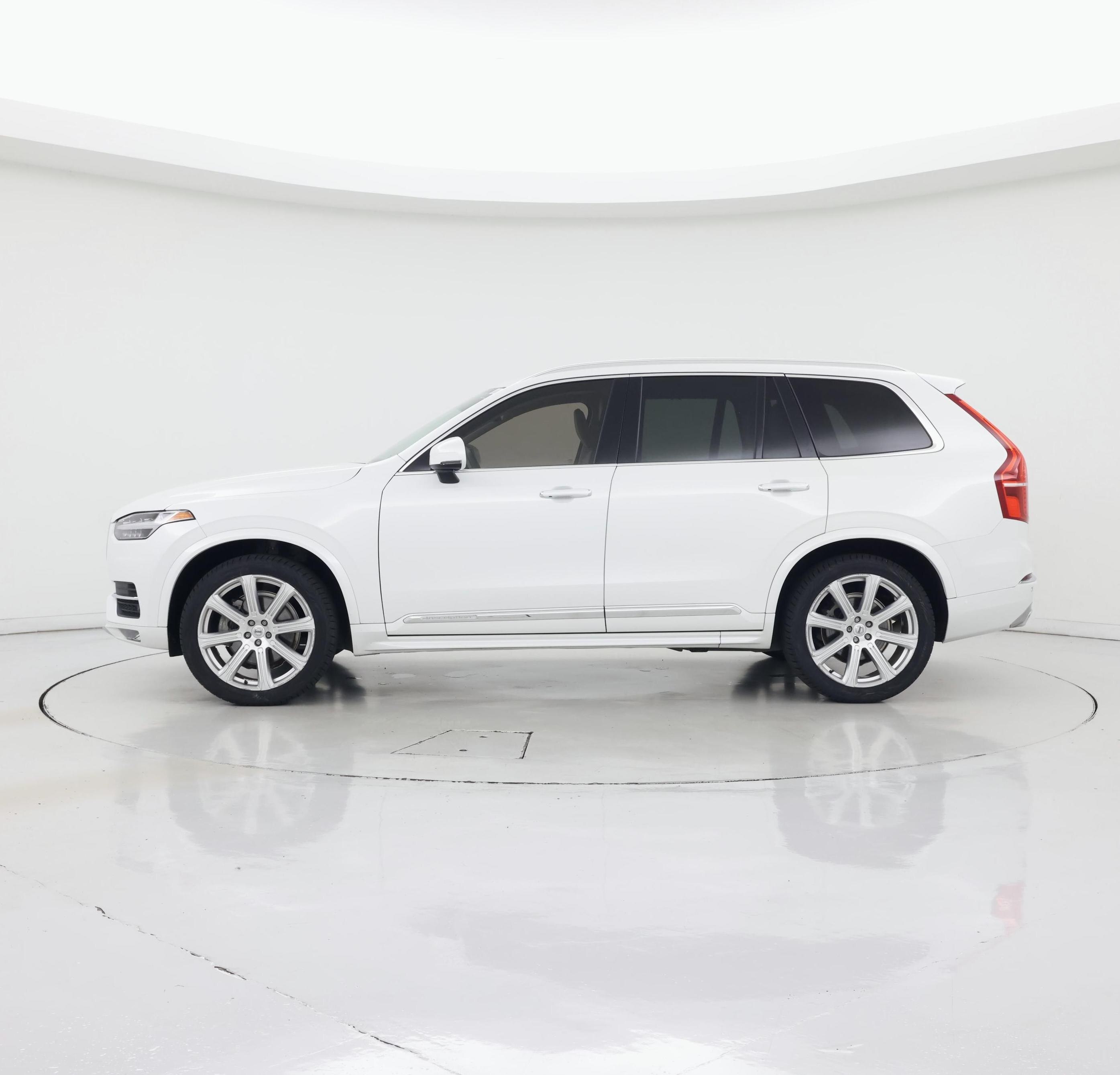 Thumbnail: 2019 Volvo XC90 - 3