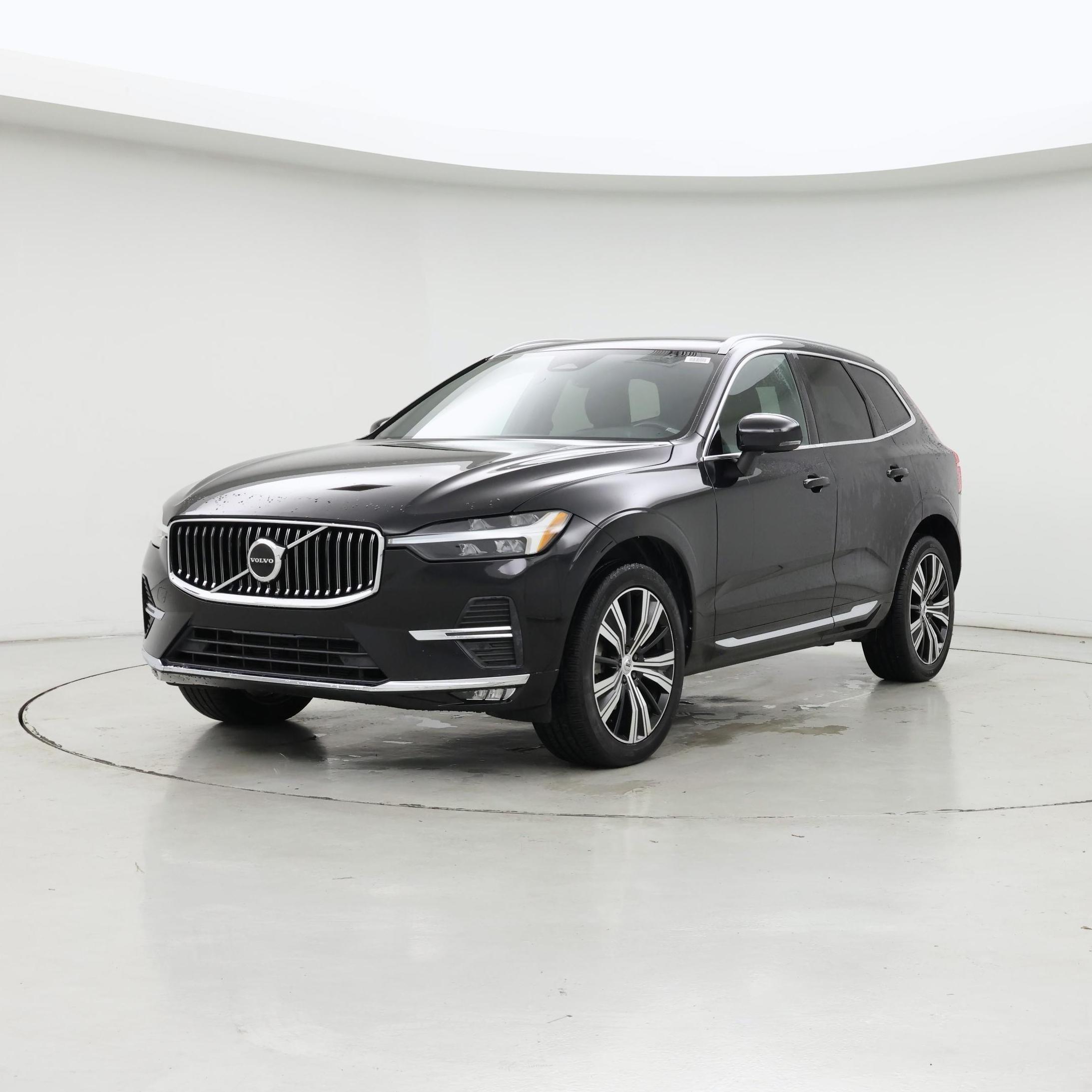 Thumbnail: 2022 Volvo XC60 - 4