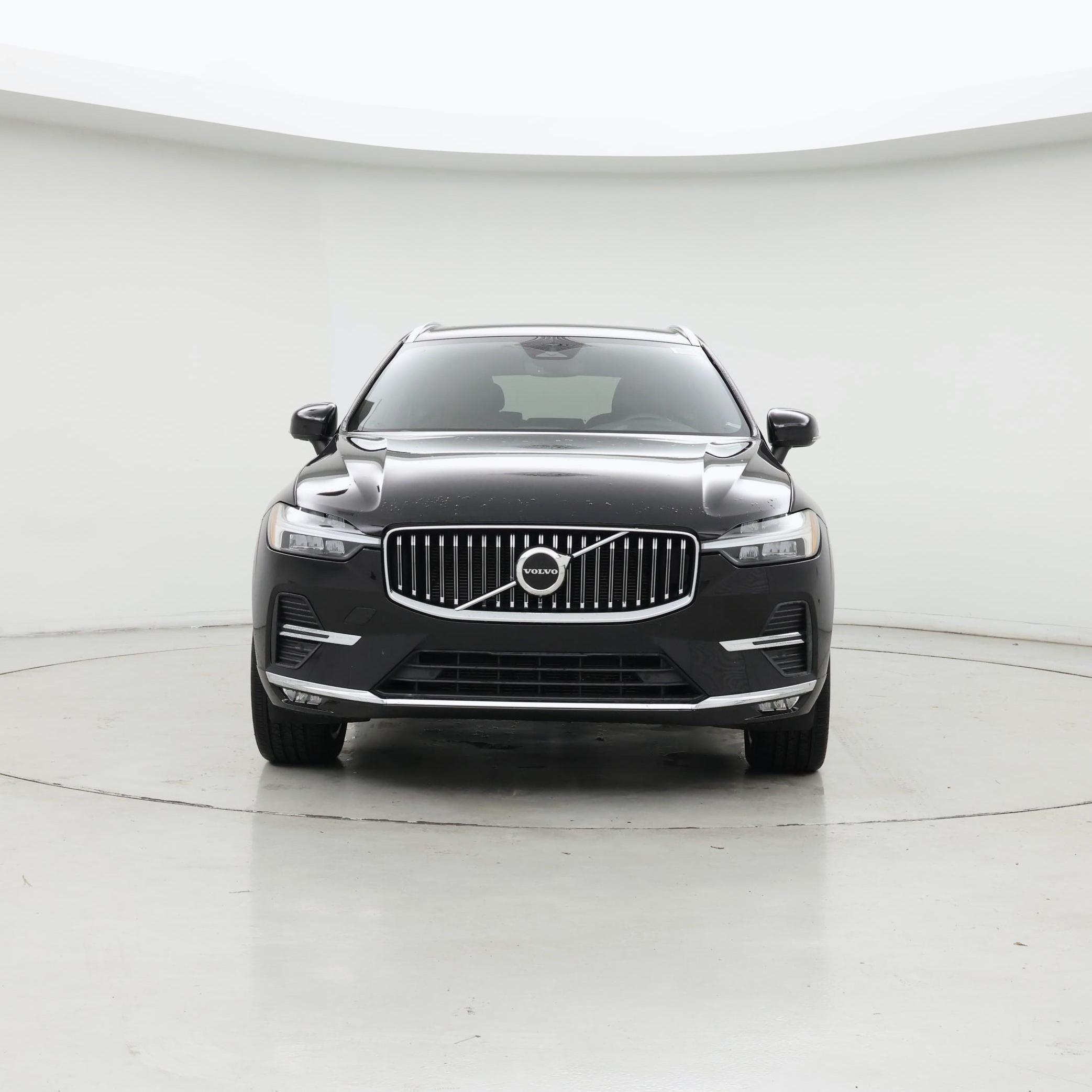 Thumbnail: 2022 Volvo XC60 - 5