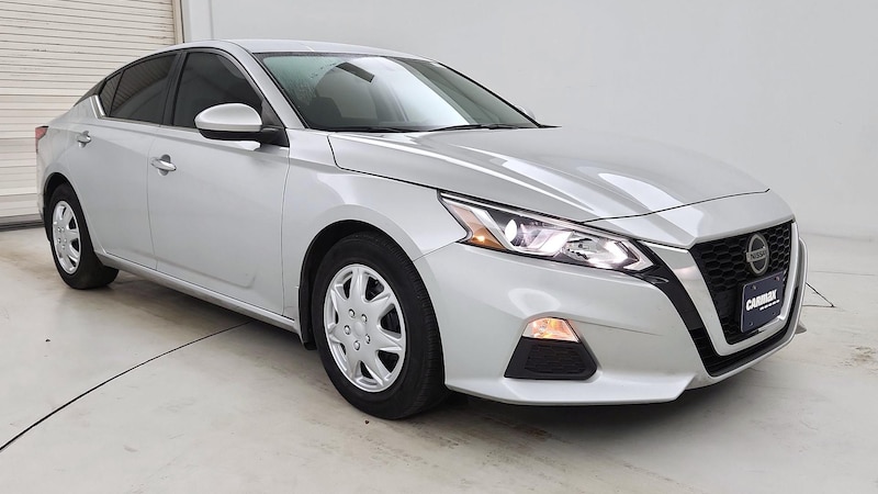 2019 Nissan Altima S Hero Image