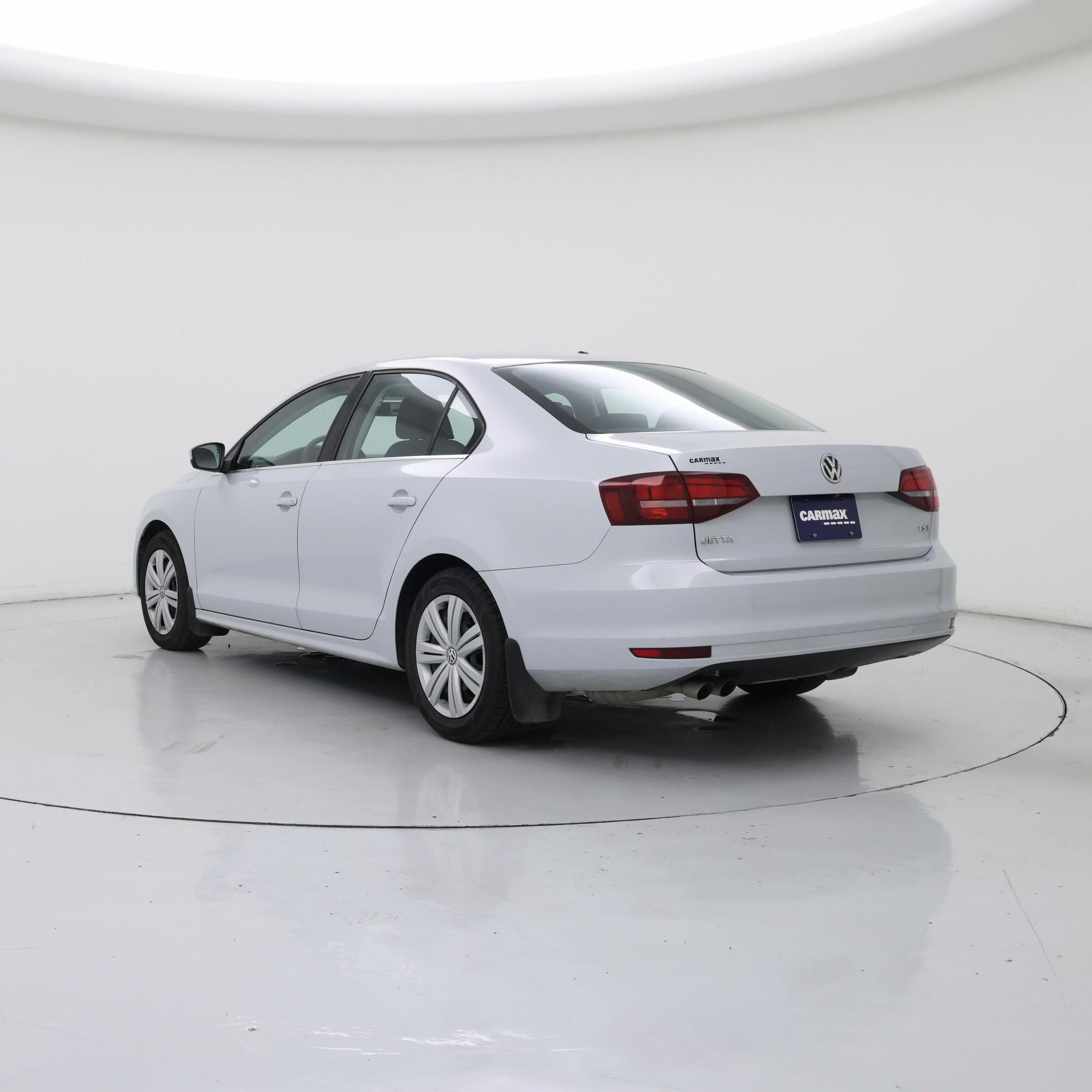 Thumbnail: 2017 Volkswagen Jetta - 2