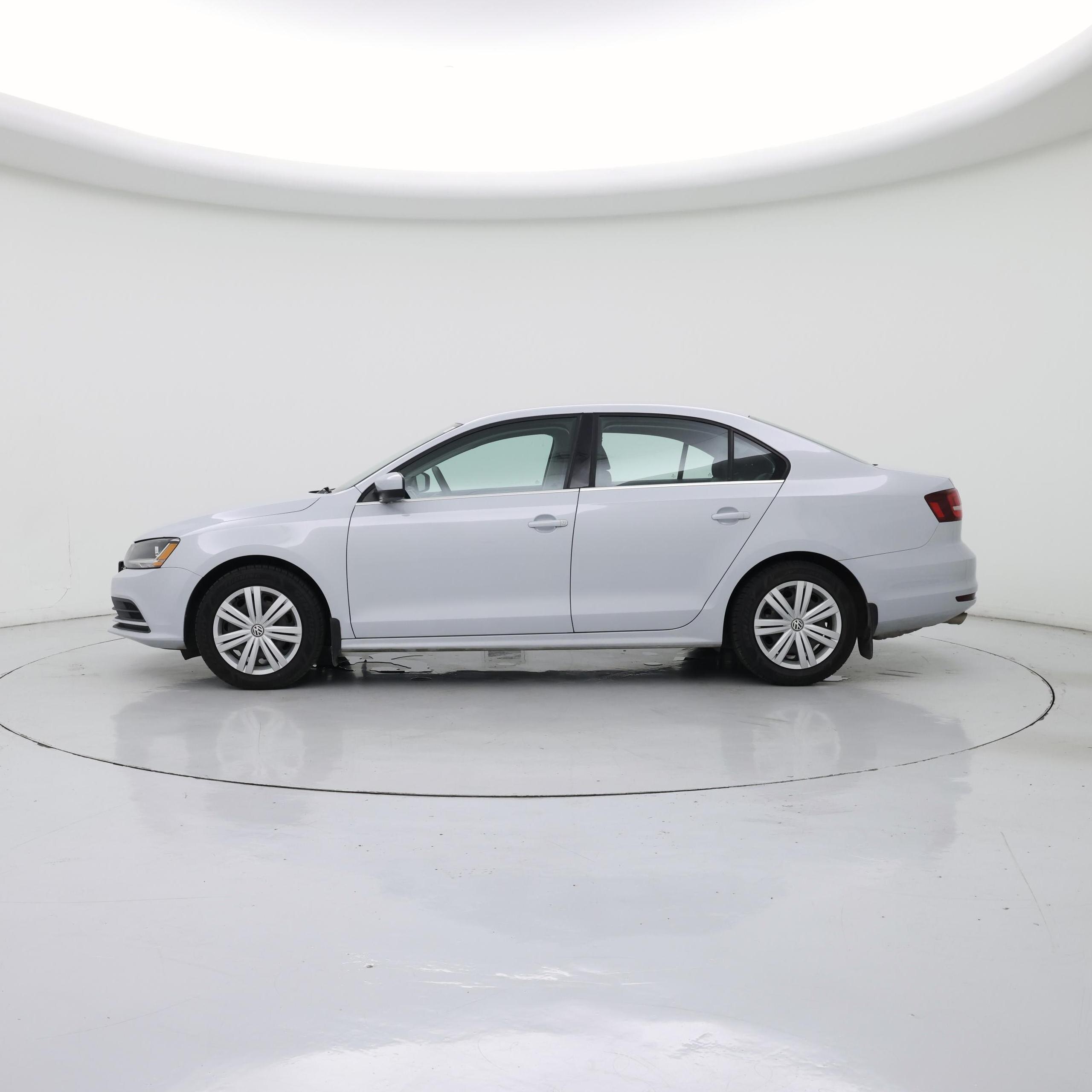Thumbnail: 2017 Volkswagen Jetta - 3