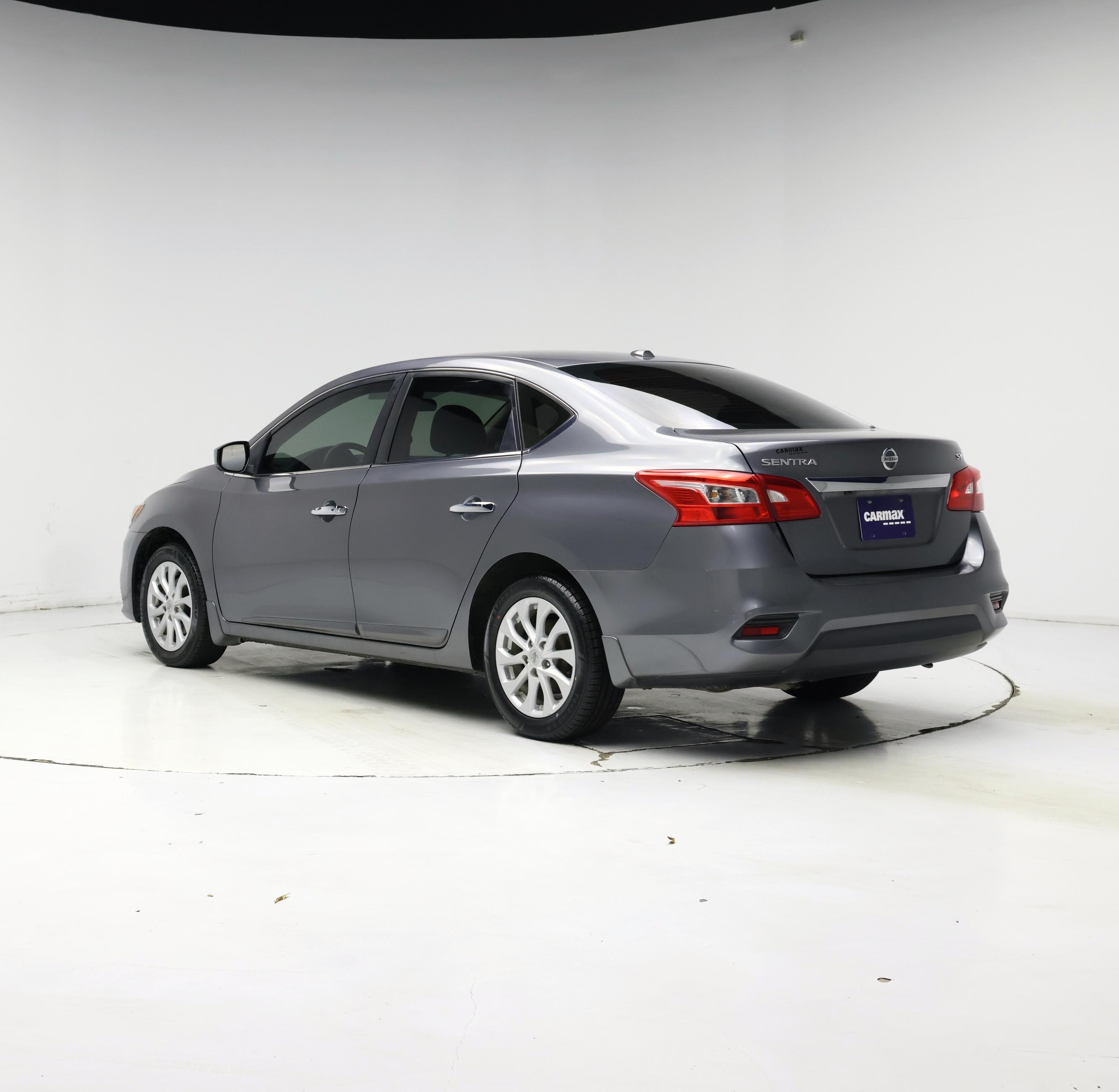 Thumbnail: 2018 Nissan Sentra - 2