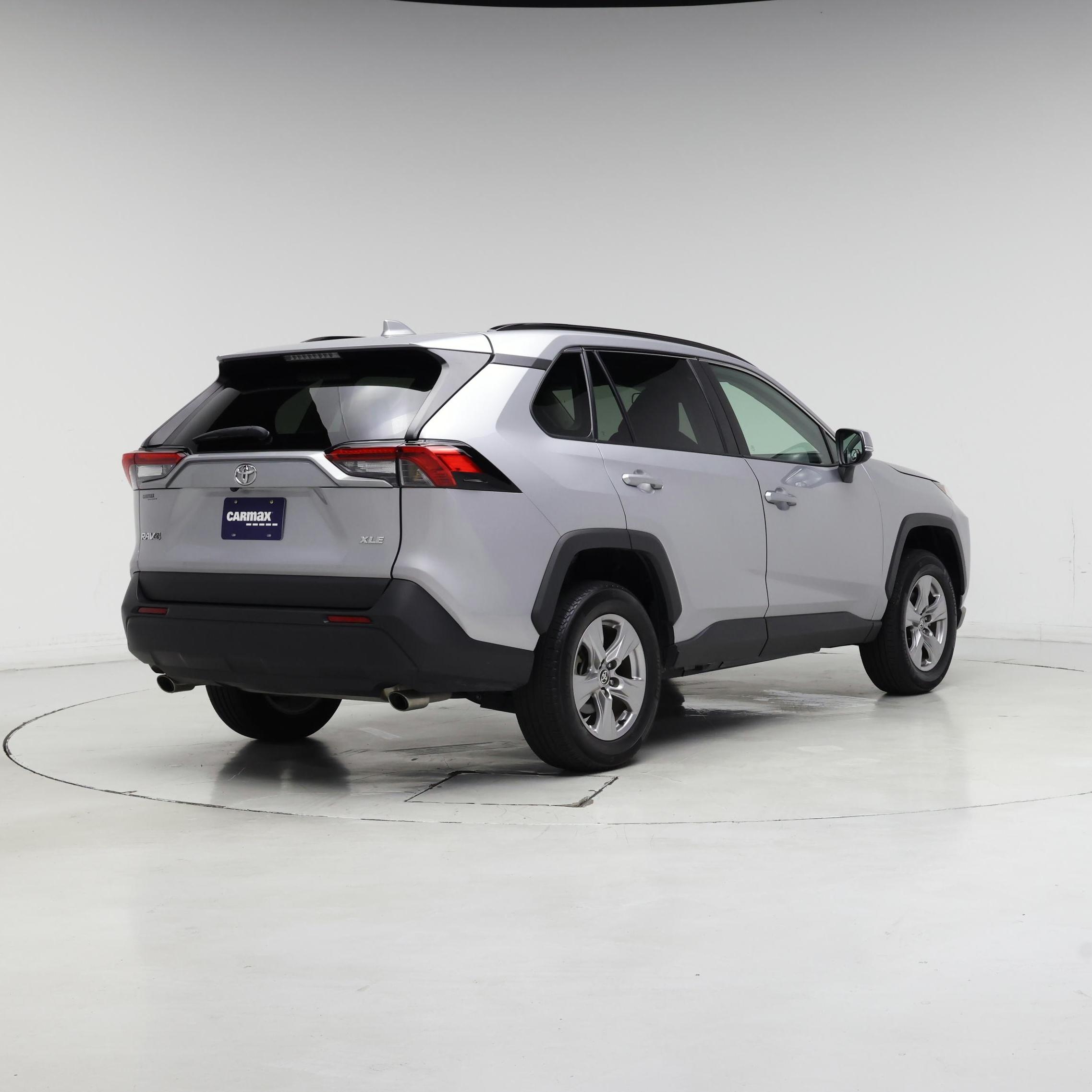 Thumbnail: 2023 Toyota RAV4 - 8