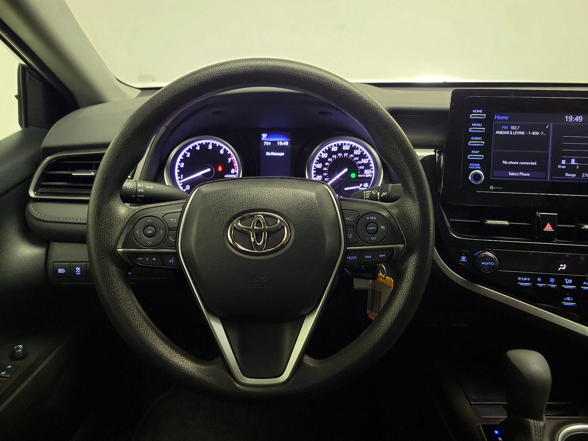 Thumbnail: 2023 Toyota Camry - 10