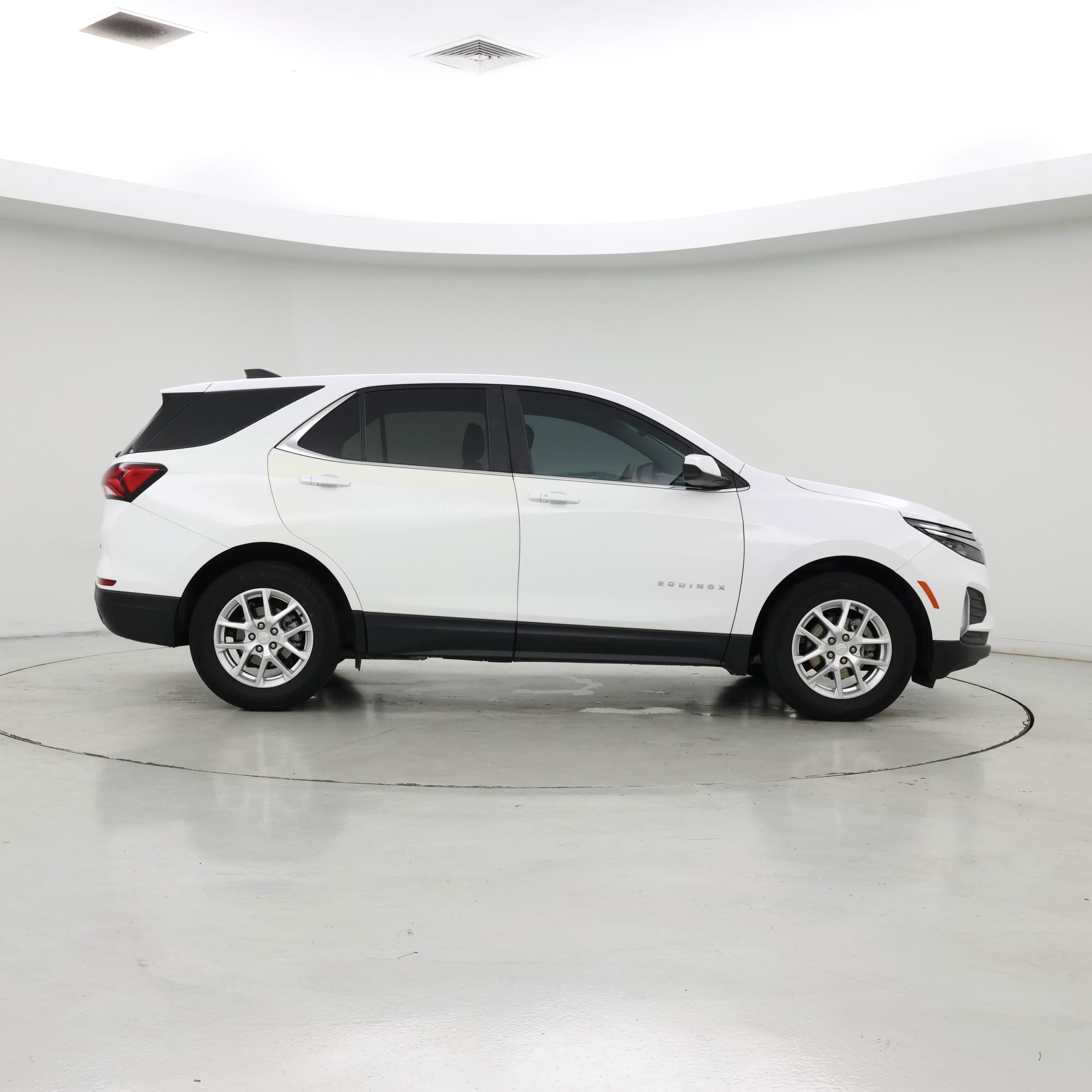 Thumbnail: 2022 Chevrolet Equinox - 7