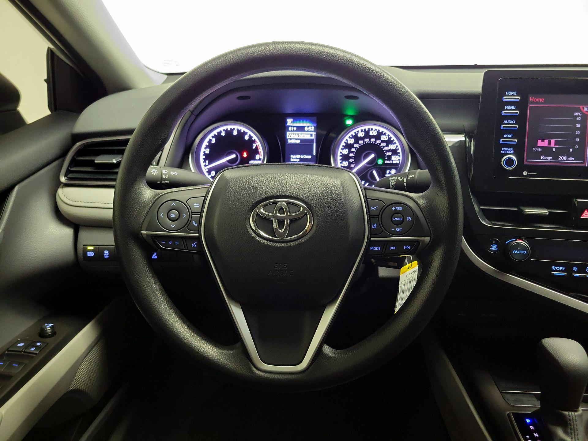 Thumbnail: 2024 Toyota Camry - 10
