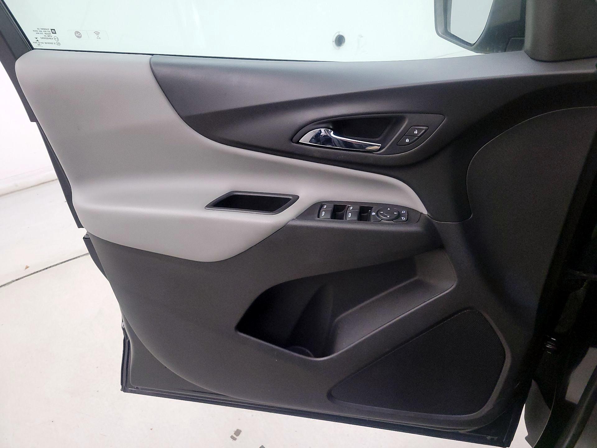 Thumbnail: 2020 Chevrolet Equinox - 12