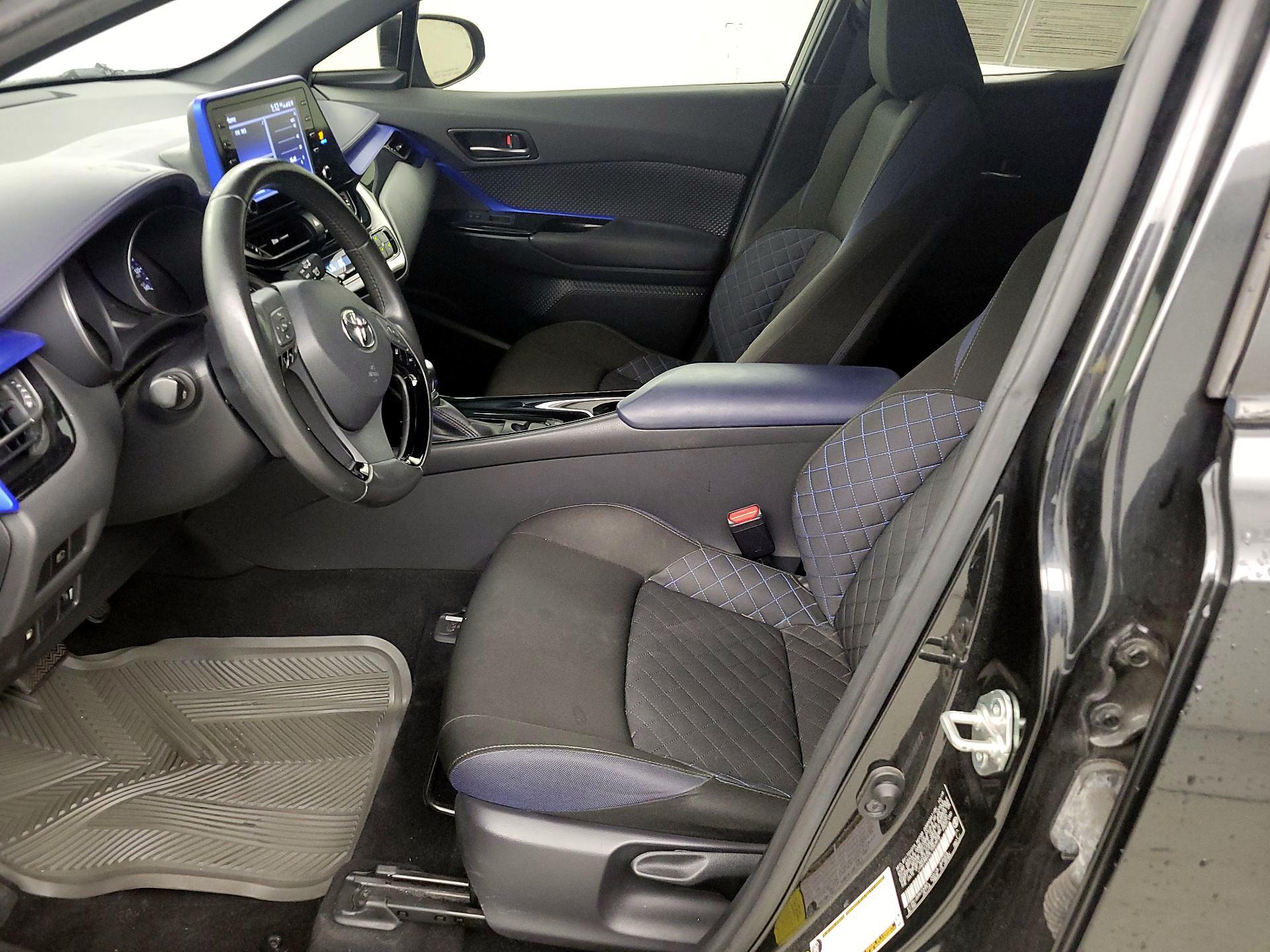 Thumbnail: 2020 Toyota C-HR - 11
