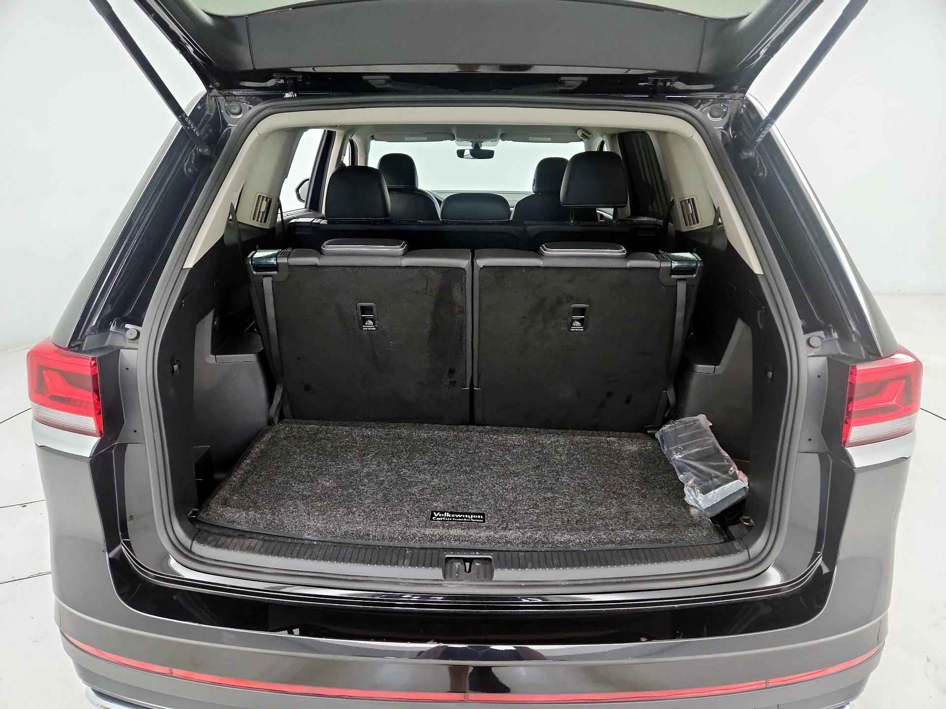 Thumbnail: 2023 Volkswagen Atlas - 16