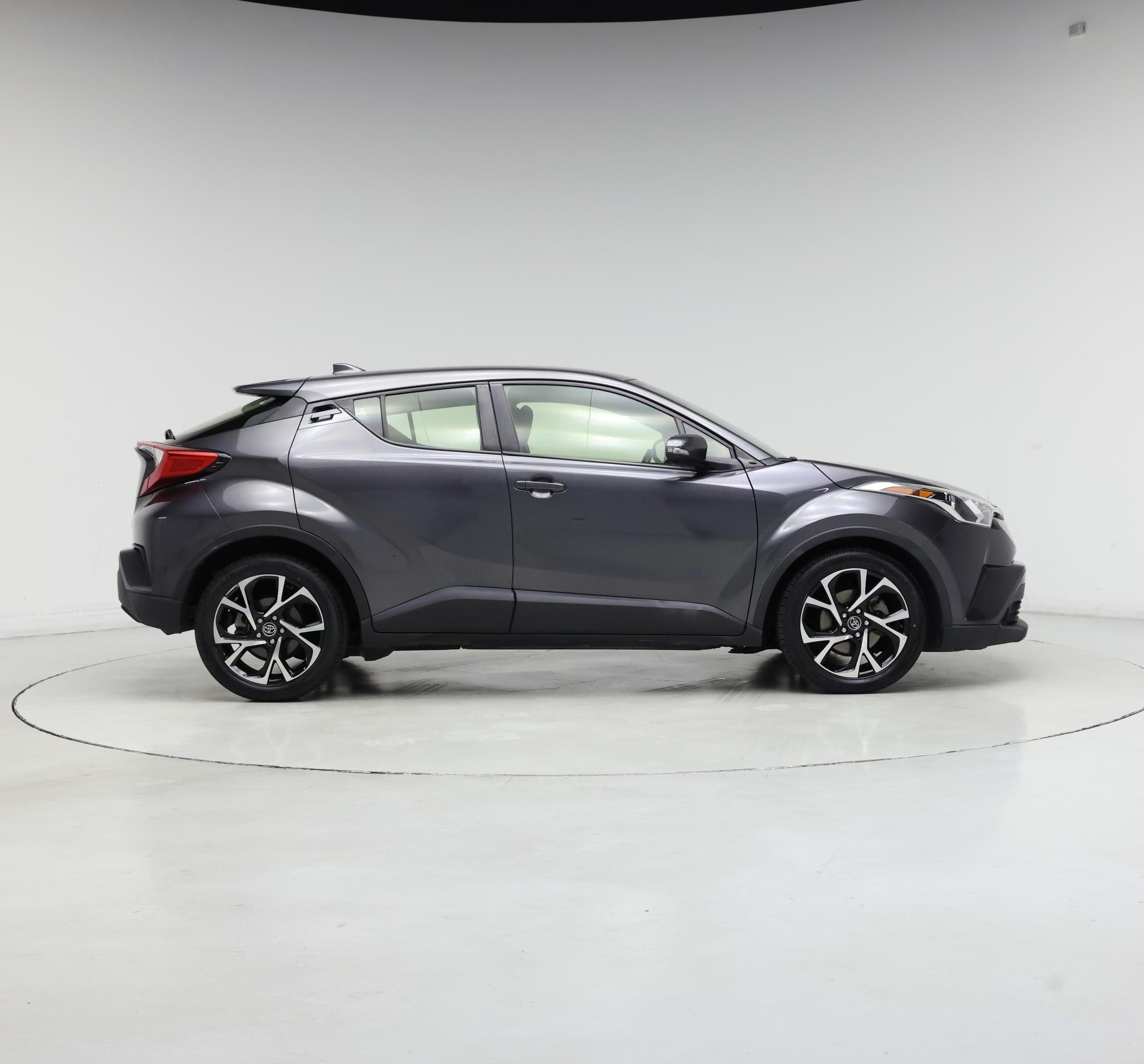 Thumbnail: 2018 Toyota C-HR - 7