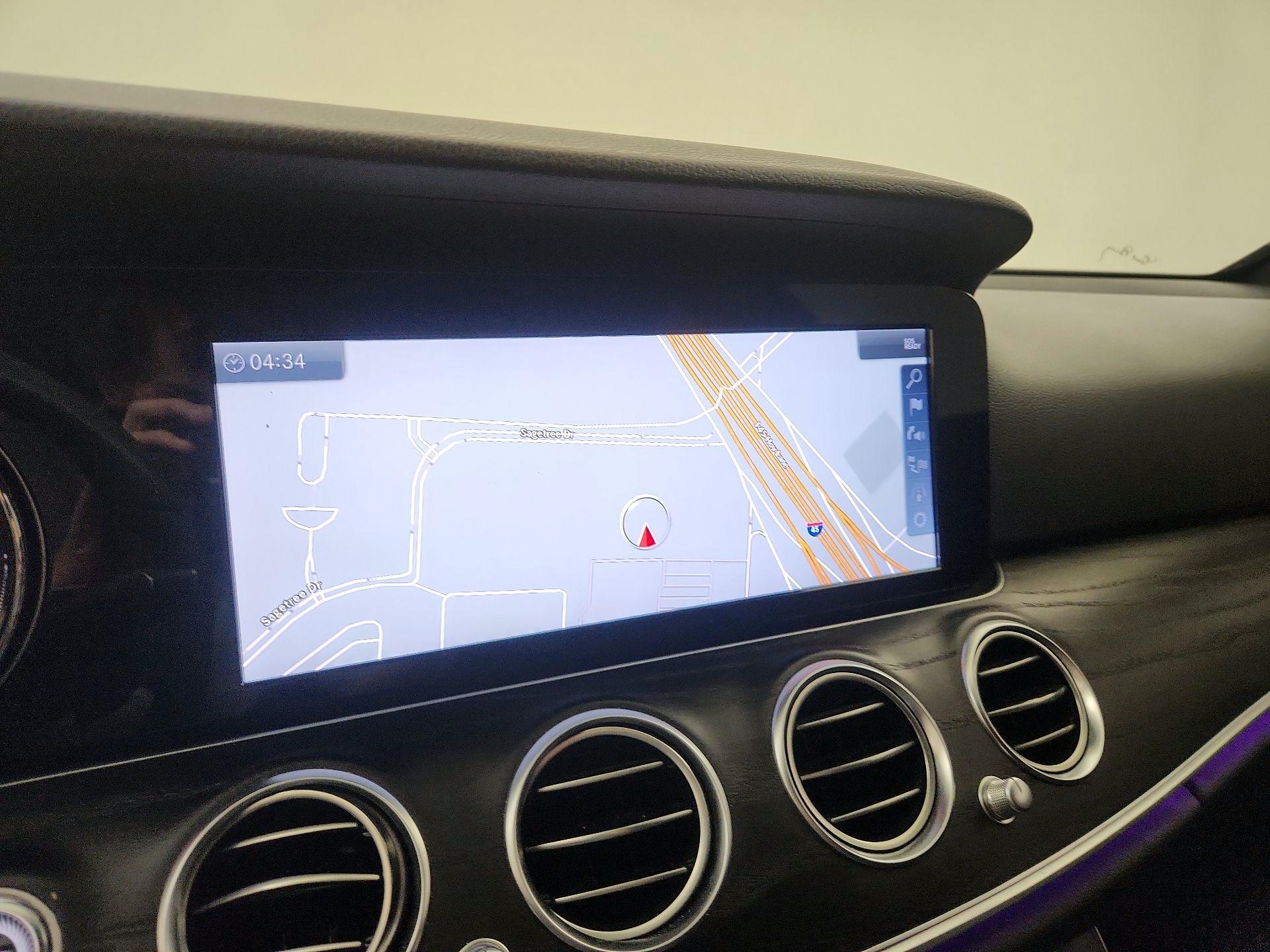 Thumbnail: 2019 Mercedes-Benz E-Class - 15