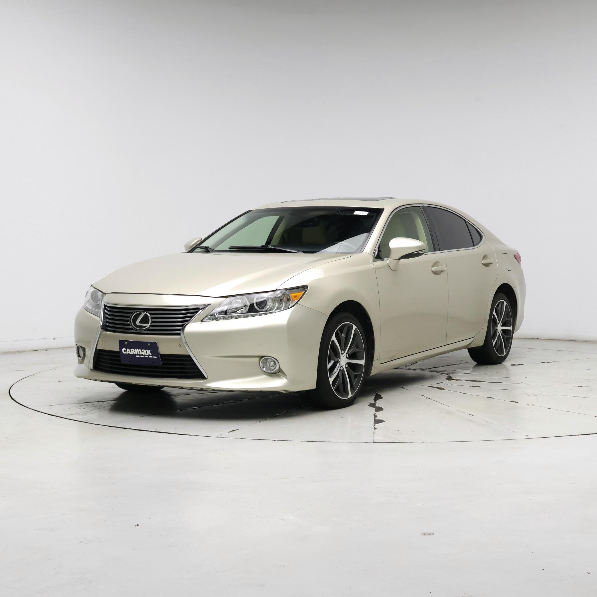 Thumbnail: 2014 Lexus ES - 4