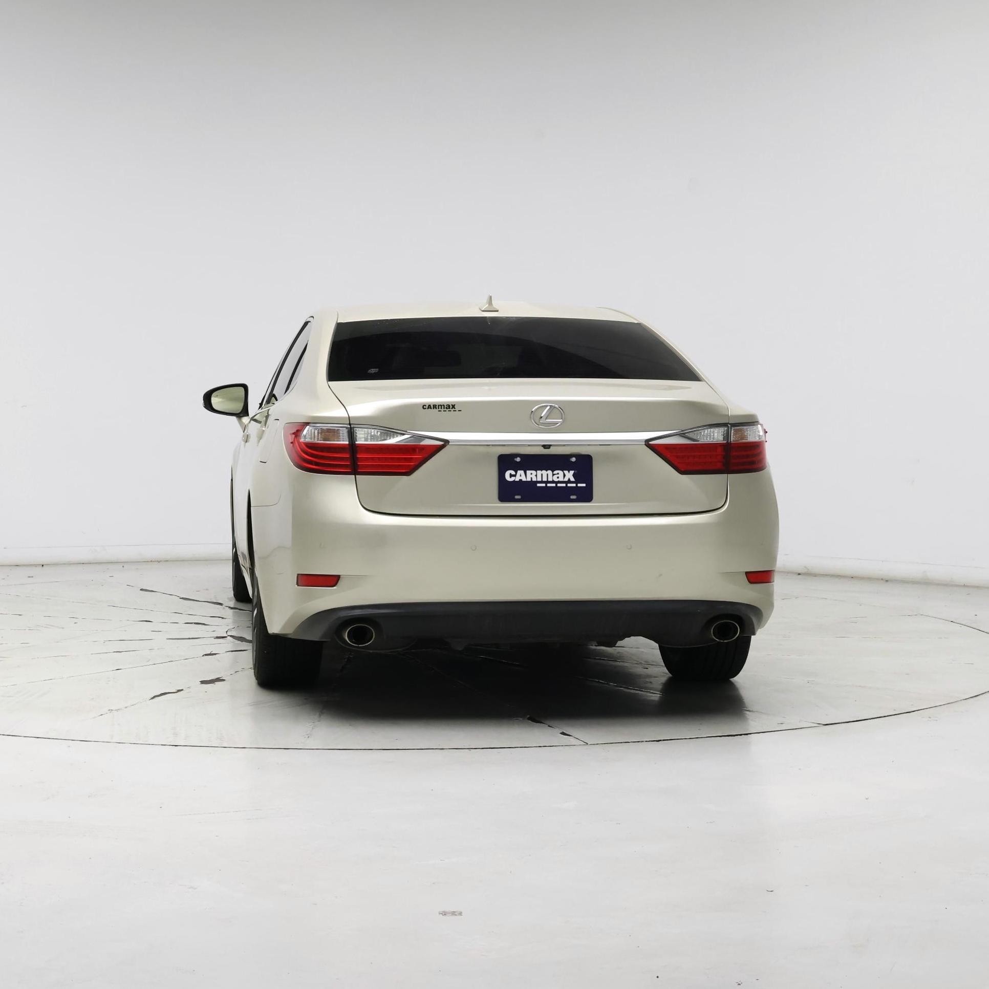 Thumbnail: 2014 Lexus ES - 6