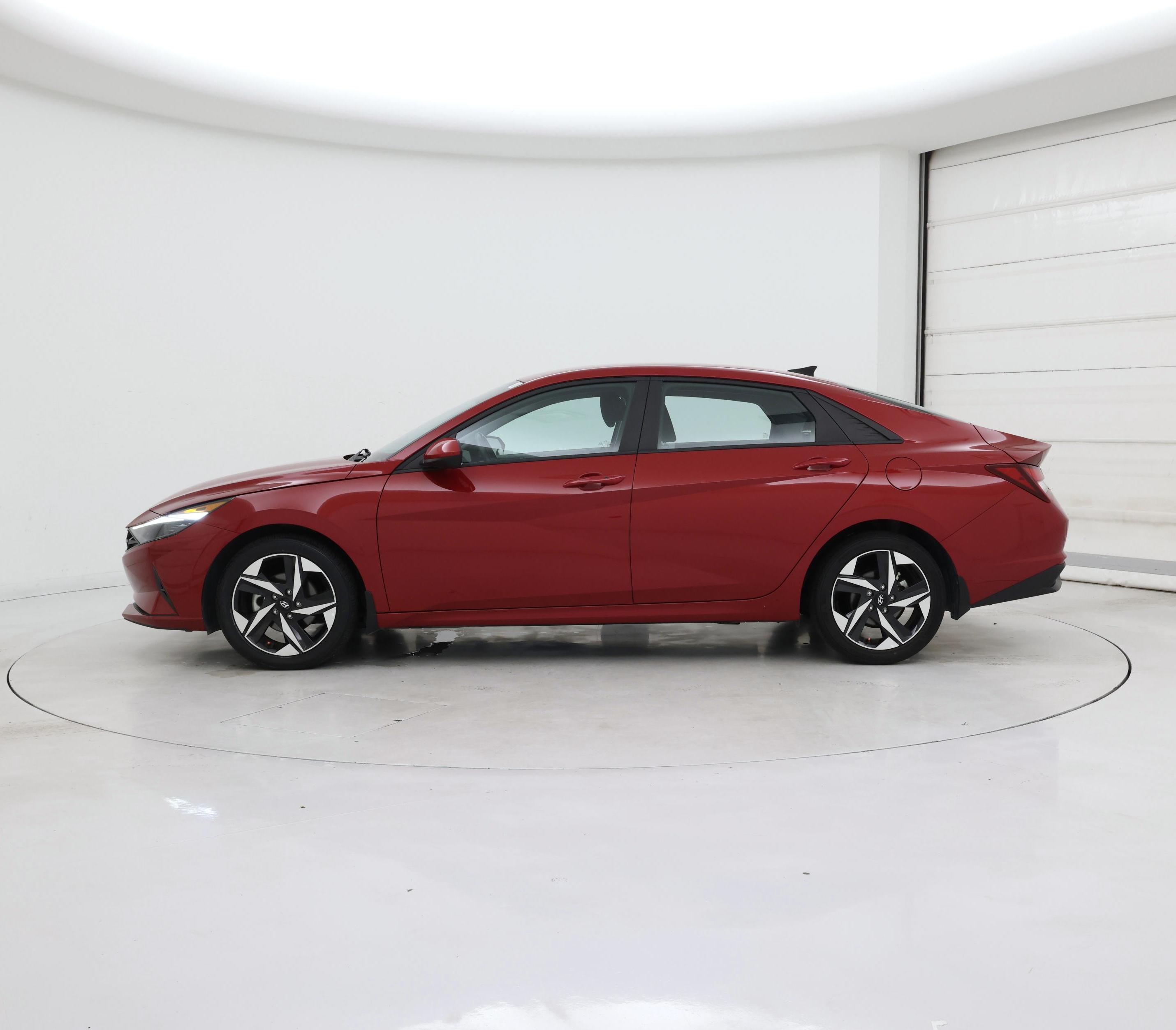 Thumbnail: 2023 Hyundai Elantra - 3