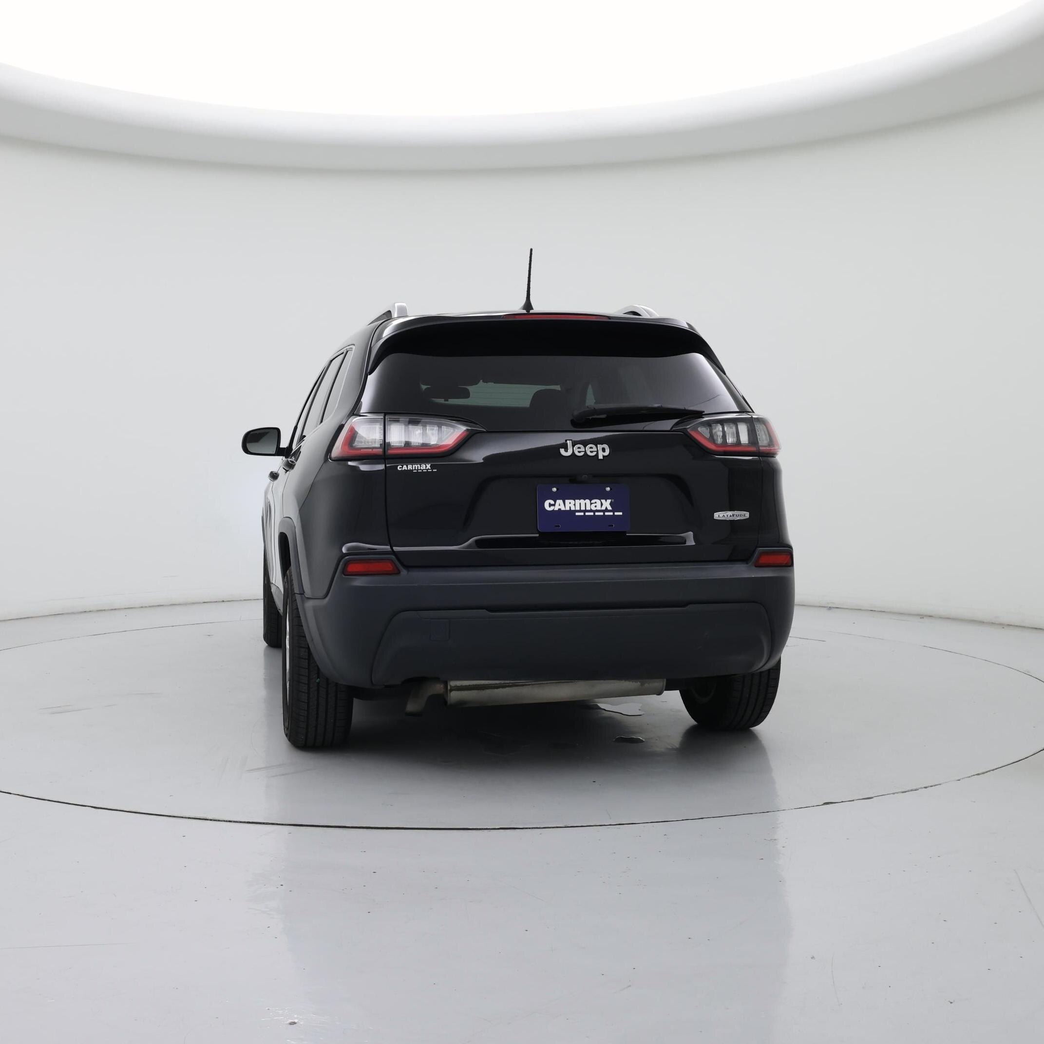 Thumbnail: 2019 Jeep Cherokee - 6