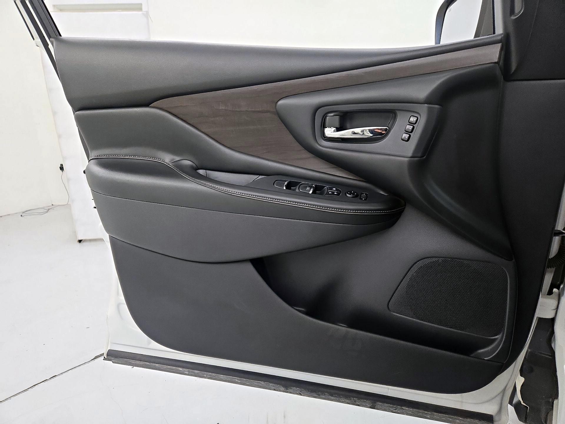 Thumbnail: 2019 Nissan Murano - 12