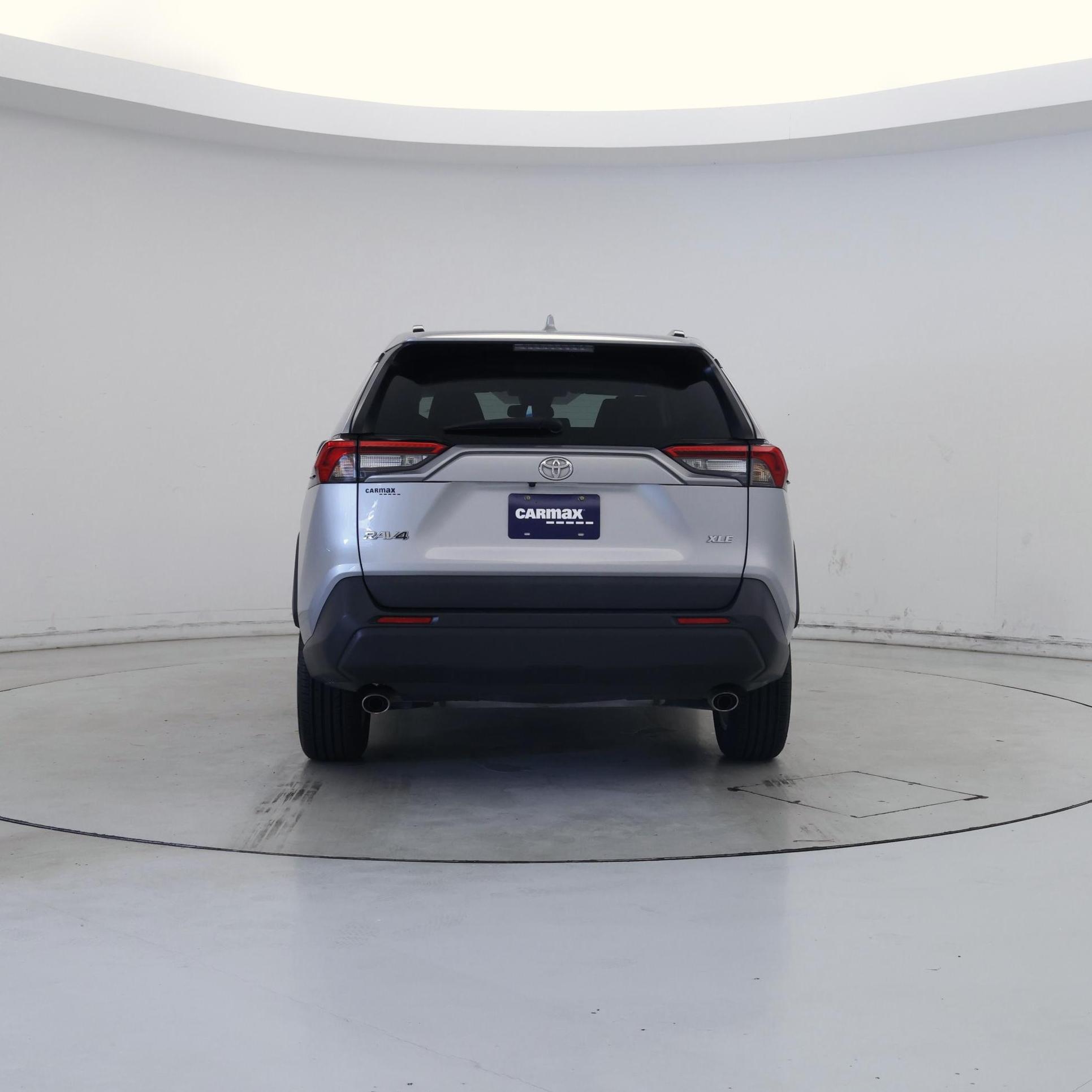 Thumbnail: 2021 Toyota RAV4 - 6