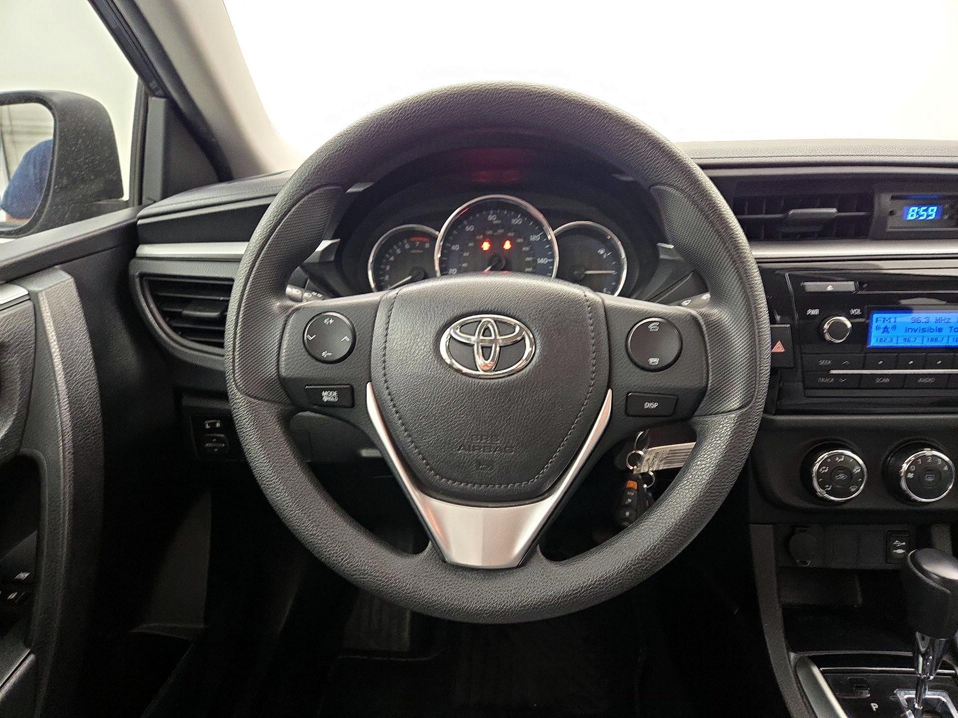 Thumbnail: 2014 Toyota Corolla - 10