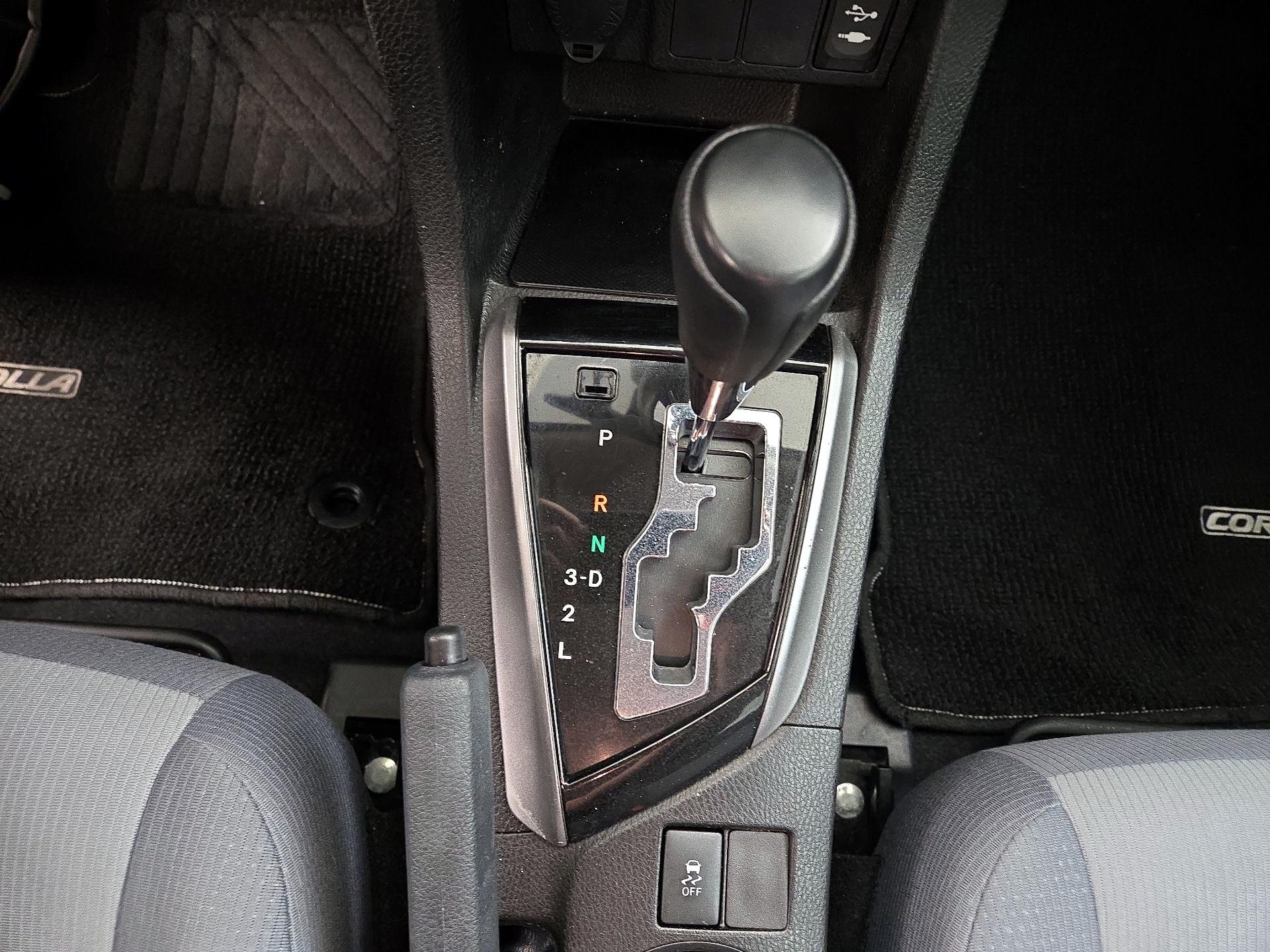 Thumbnail: 2014 Toyota Corolla - 16