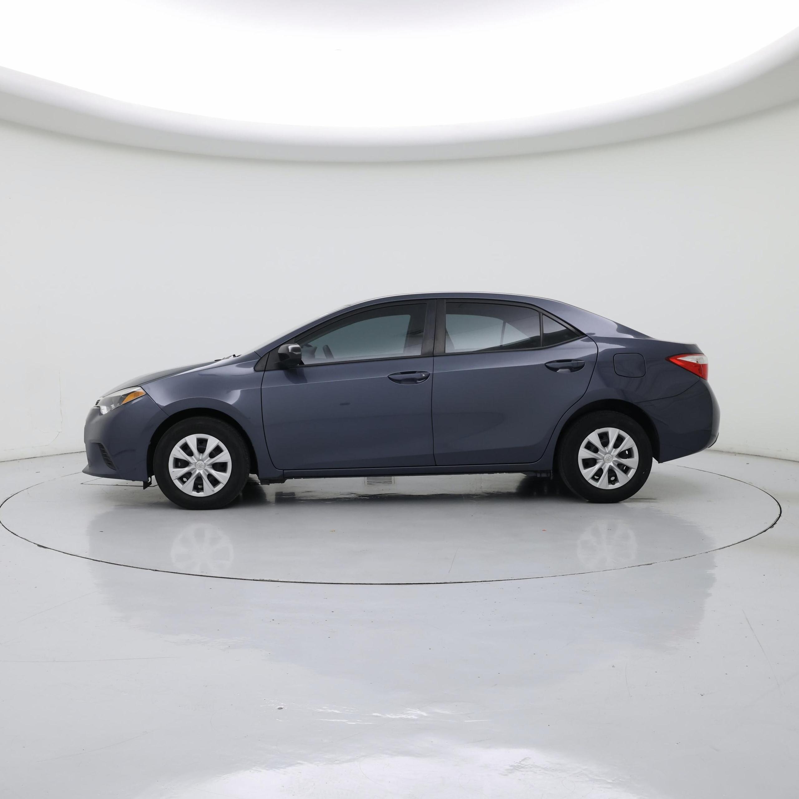 Thumbnail: 2014 Toyota Corolla - 3