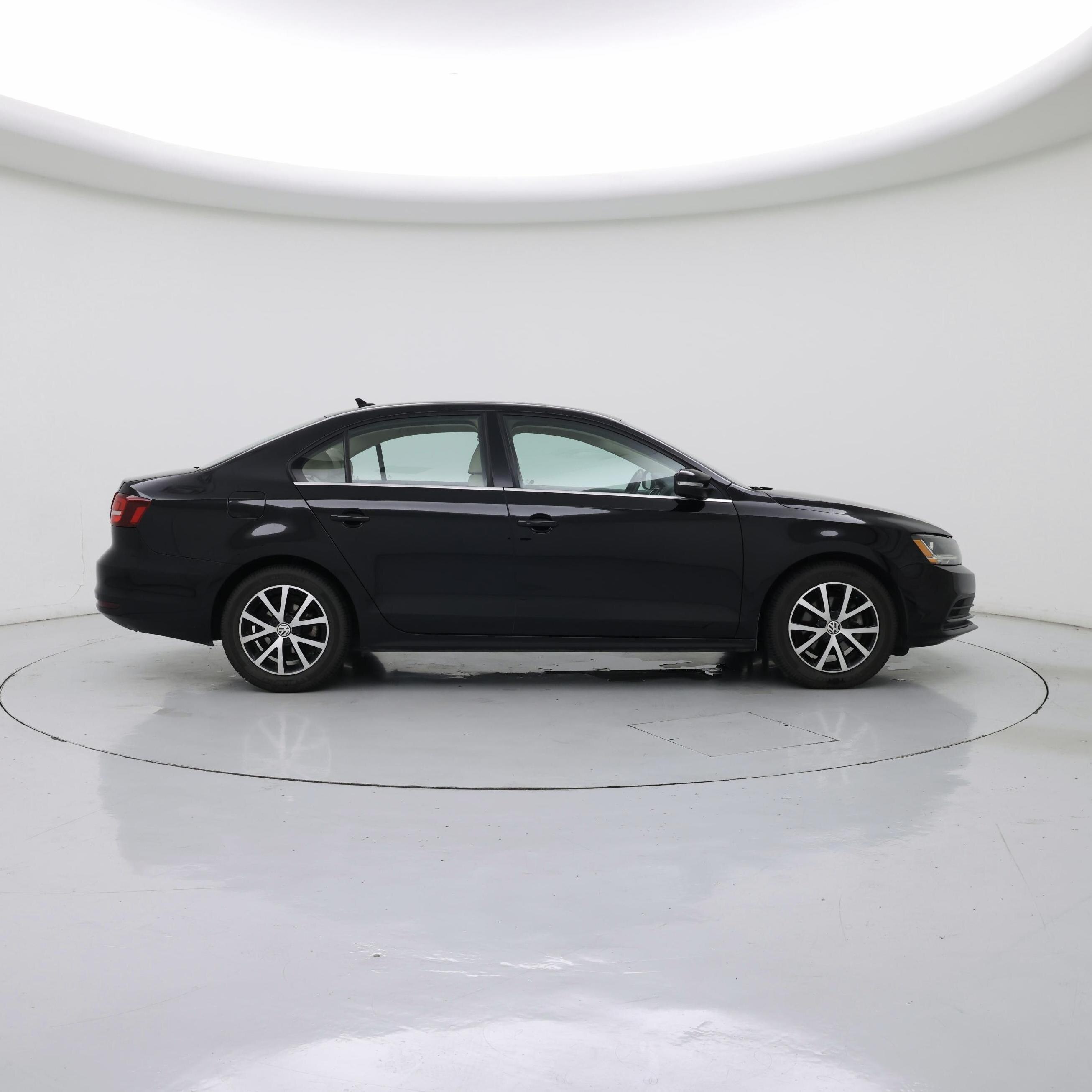 Thumbnail: 2017 Volkswagen Jetta - 7