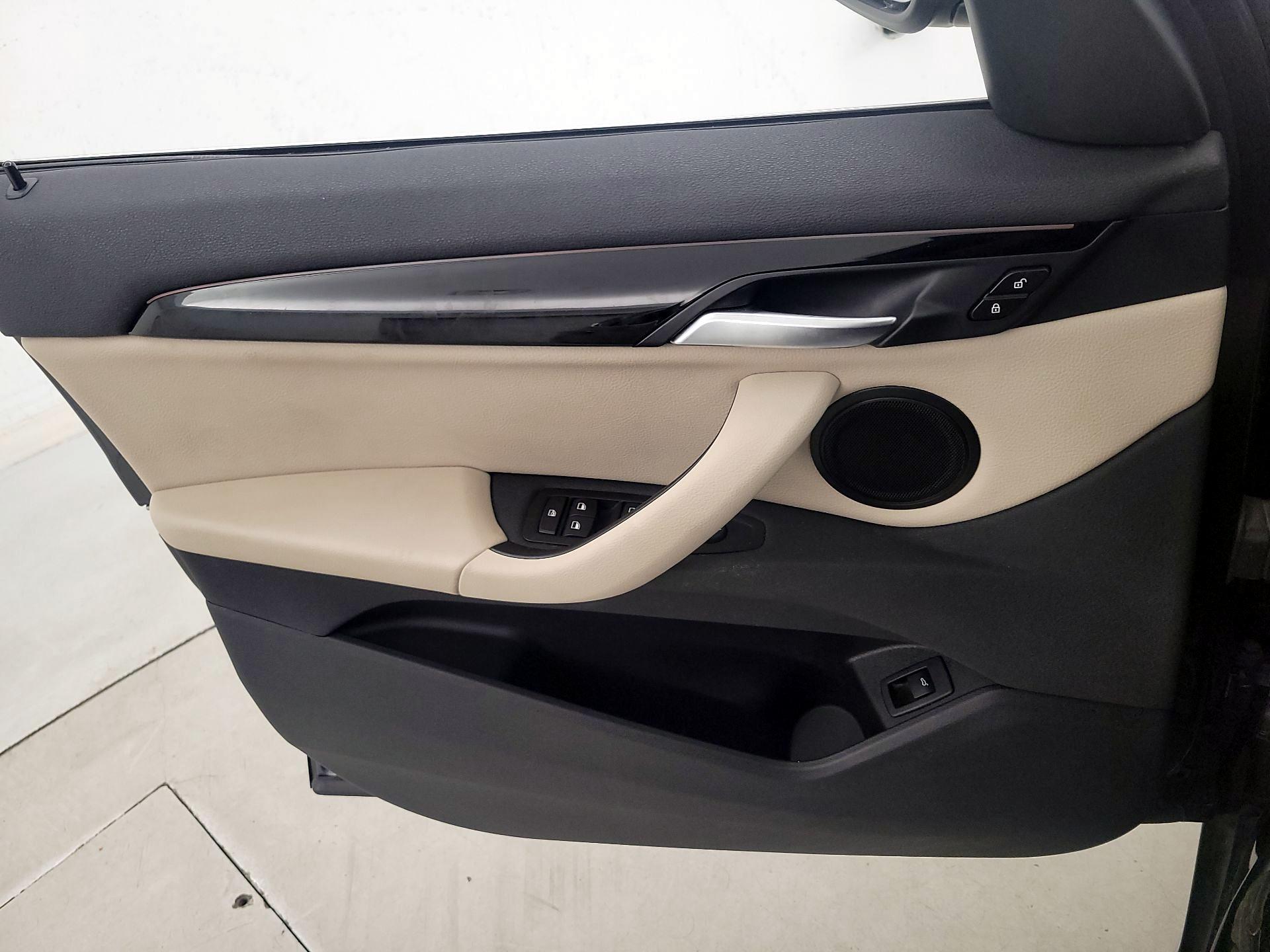 Thumbnail: 2019 BMW X1 - 12