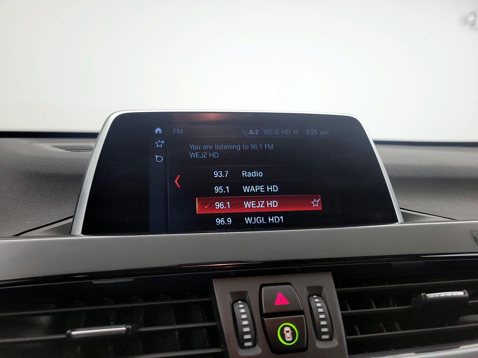 Thumbnail: 2019 BMW X1 - 16