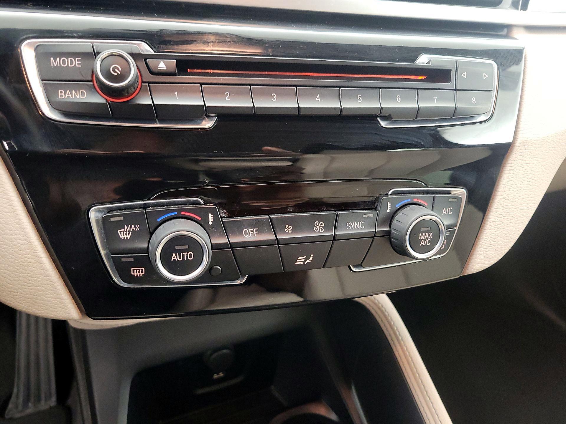 Thumbnail: 2019 BMW X1 - 17