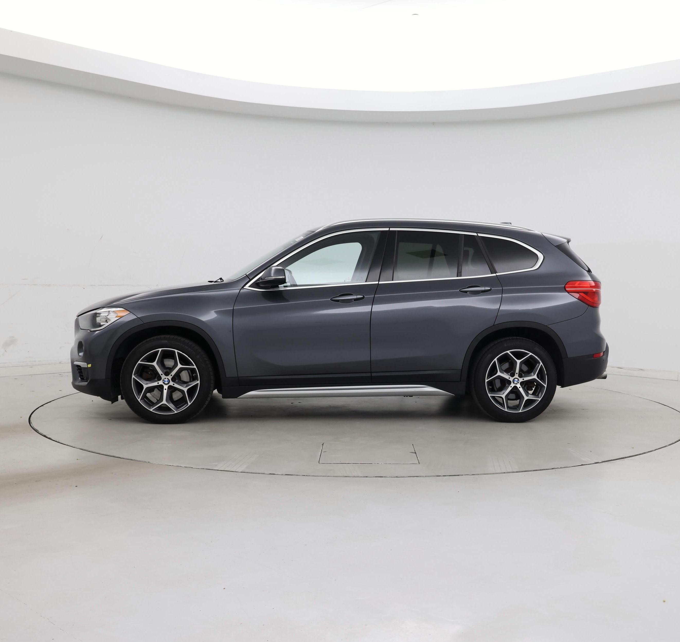 Thumbnail: 2019 BMW X1 - 3