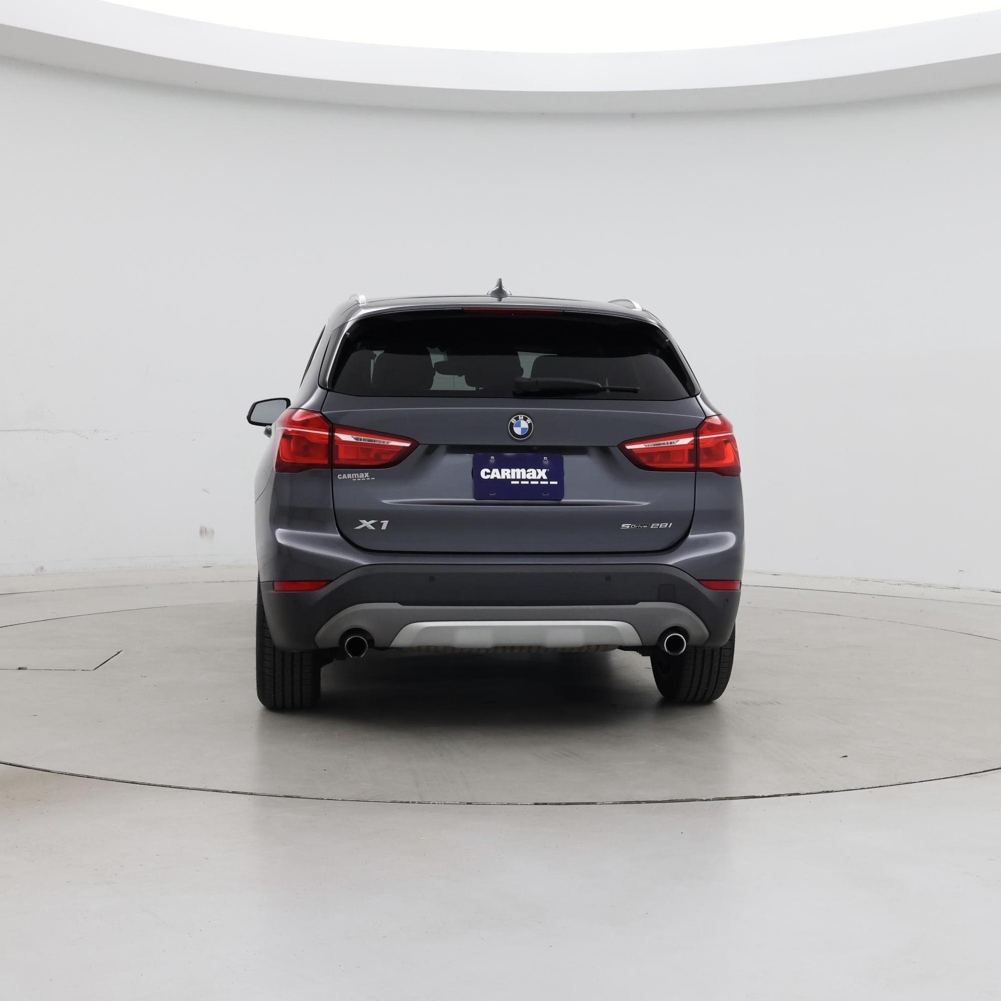Thumbnail: 2019 BMW X1 - 6