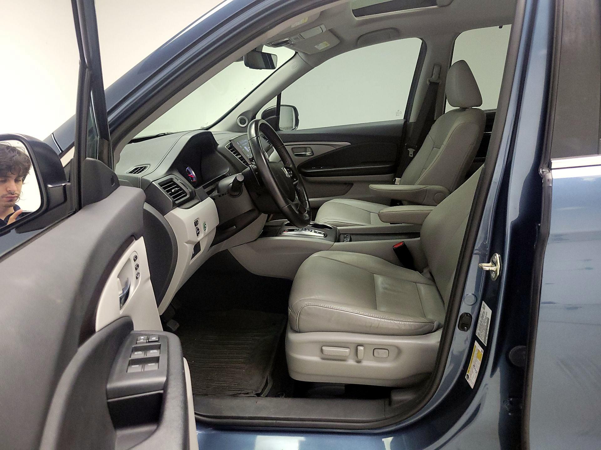 Thumbnail: 2021 Honda Pilot - 11