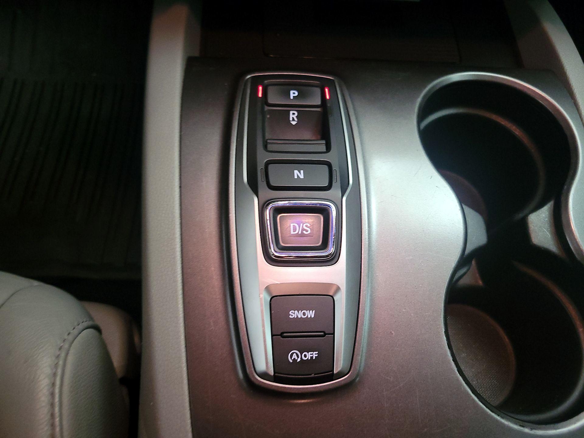 Thumbnail: 2021 Honda Pilot - 17