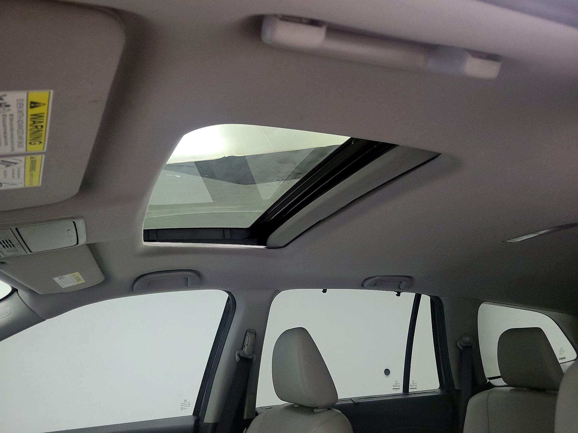 Thumbnail: 2021 Honda Pilot - 19