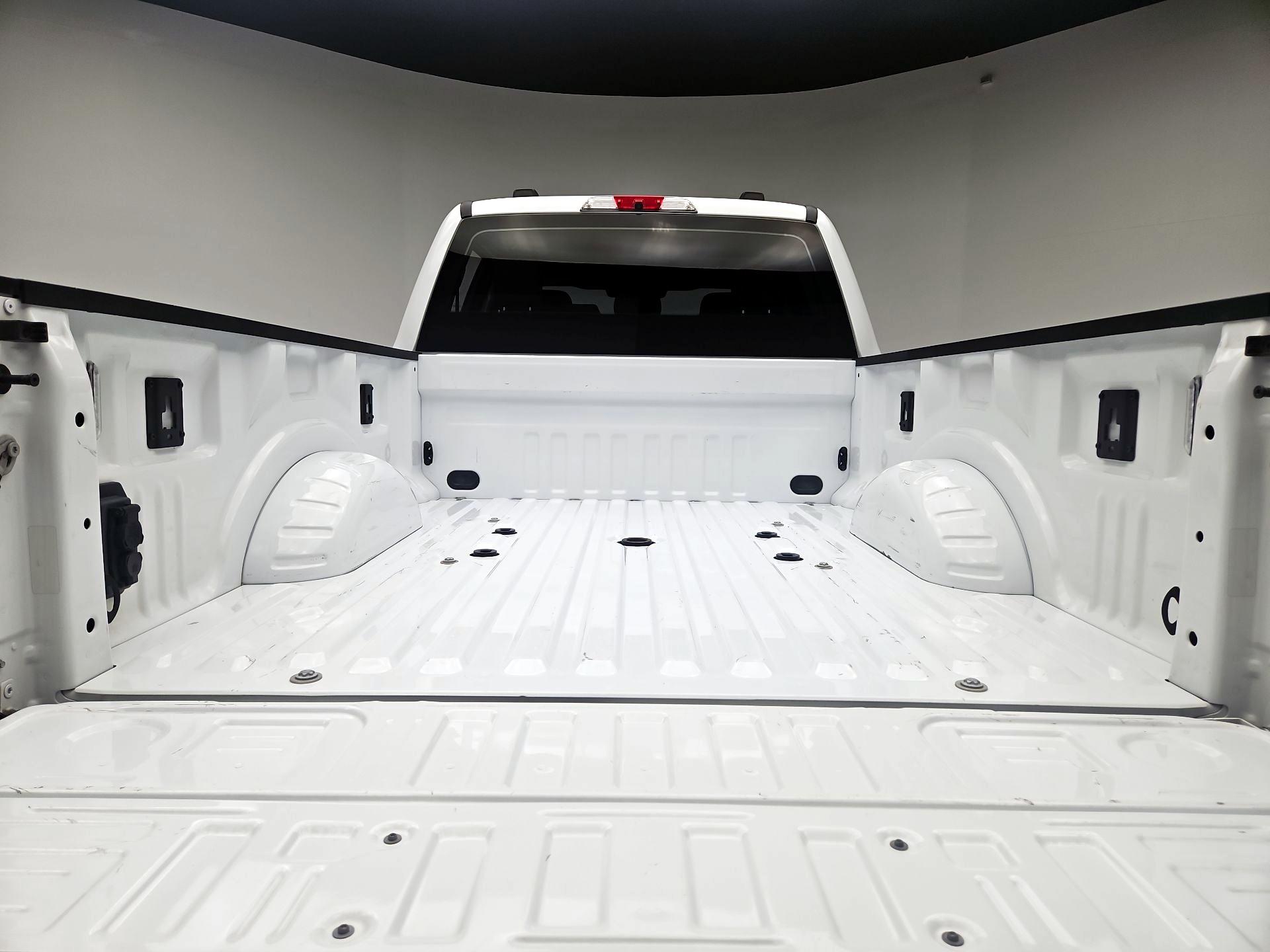 Thumbnail: 2023 Ford F-350 - 20