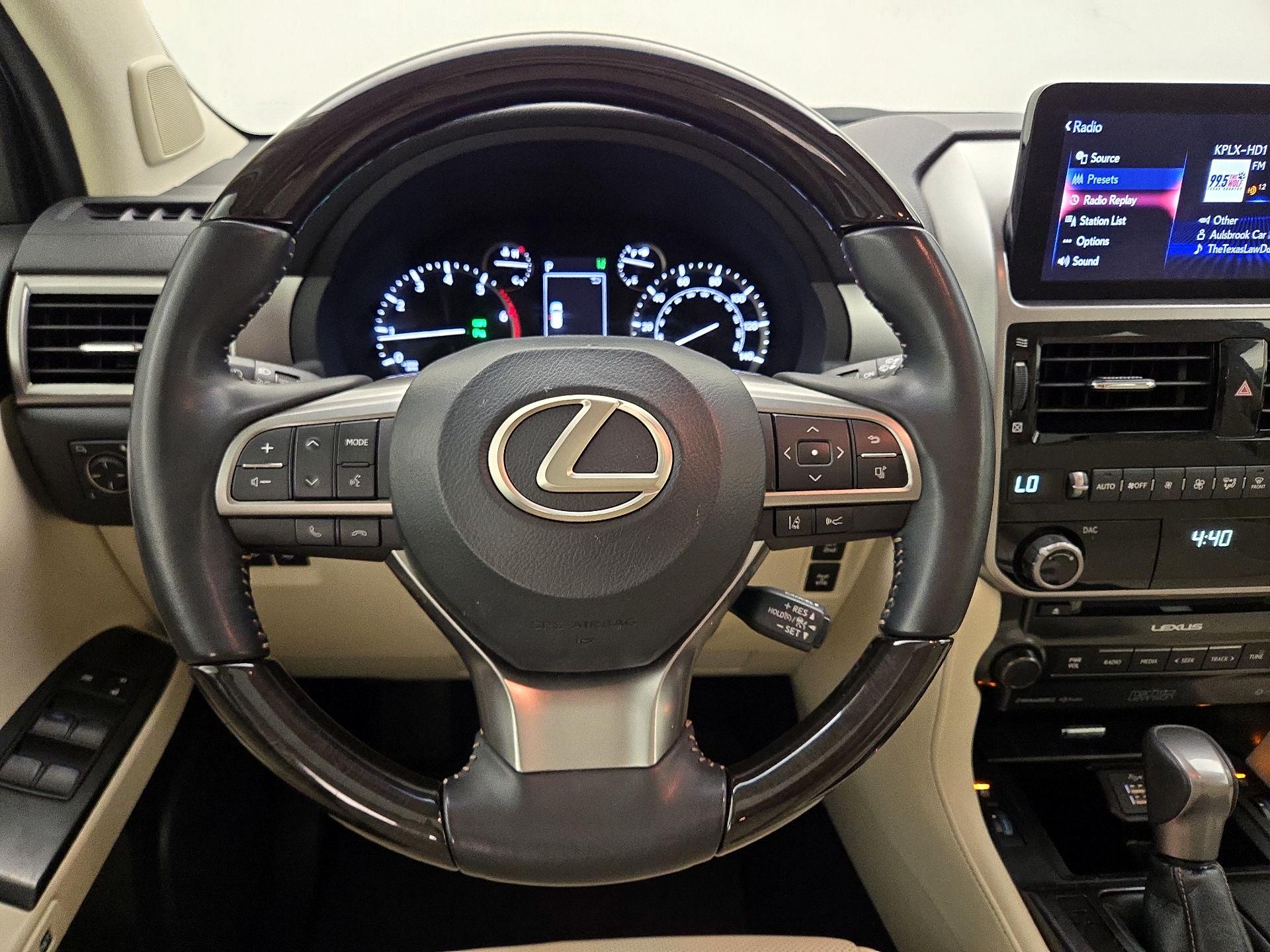 Thumbnail: 2023 Lexus GX - 10