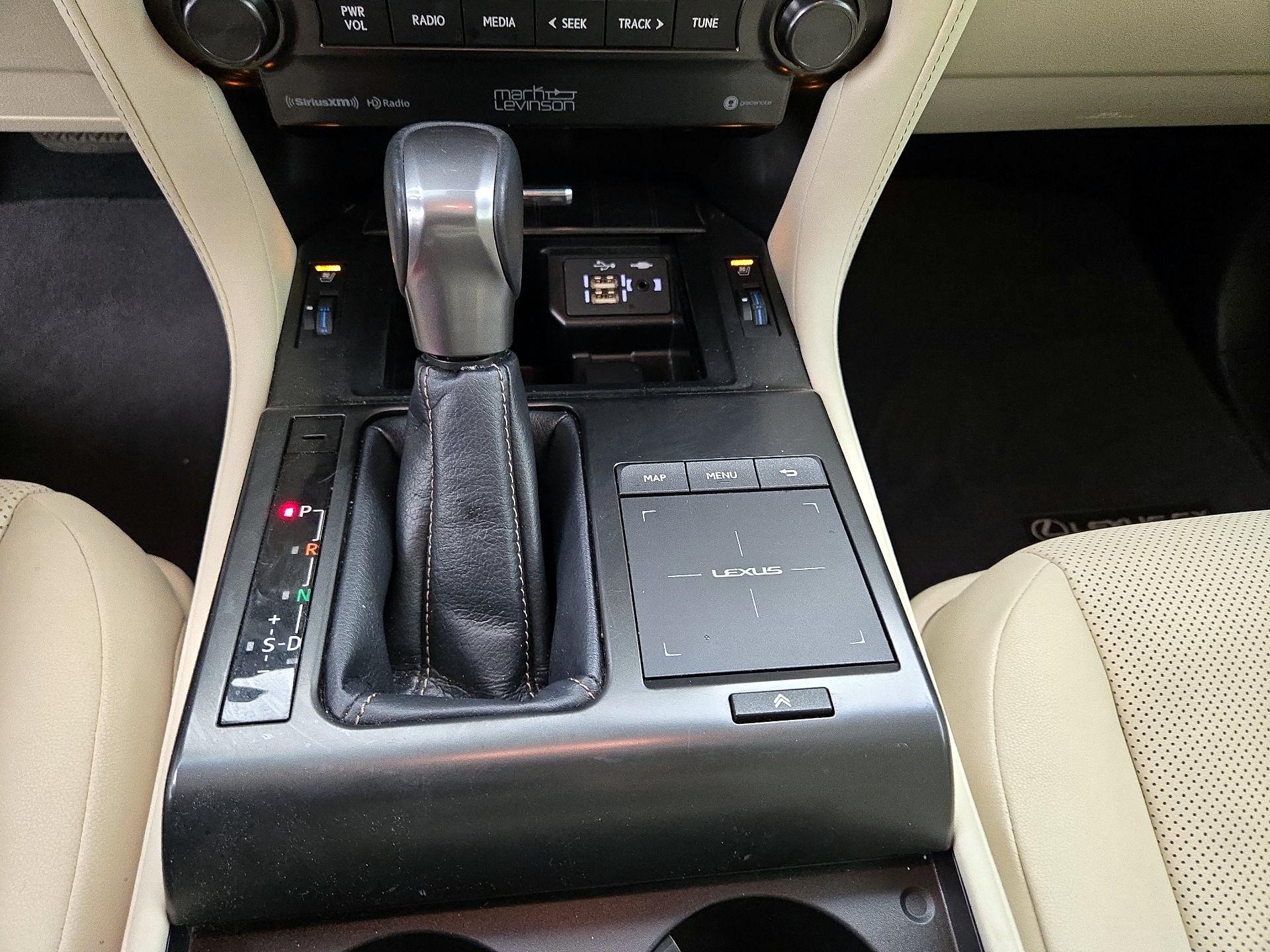 Thumbnail: 2023 Lexus GX - 18