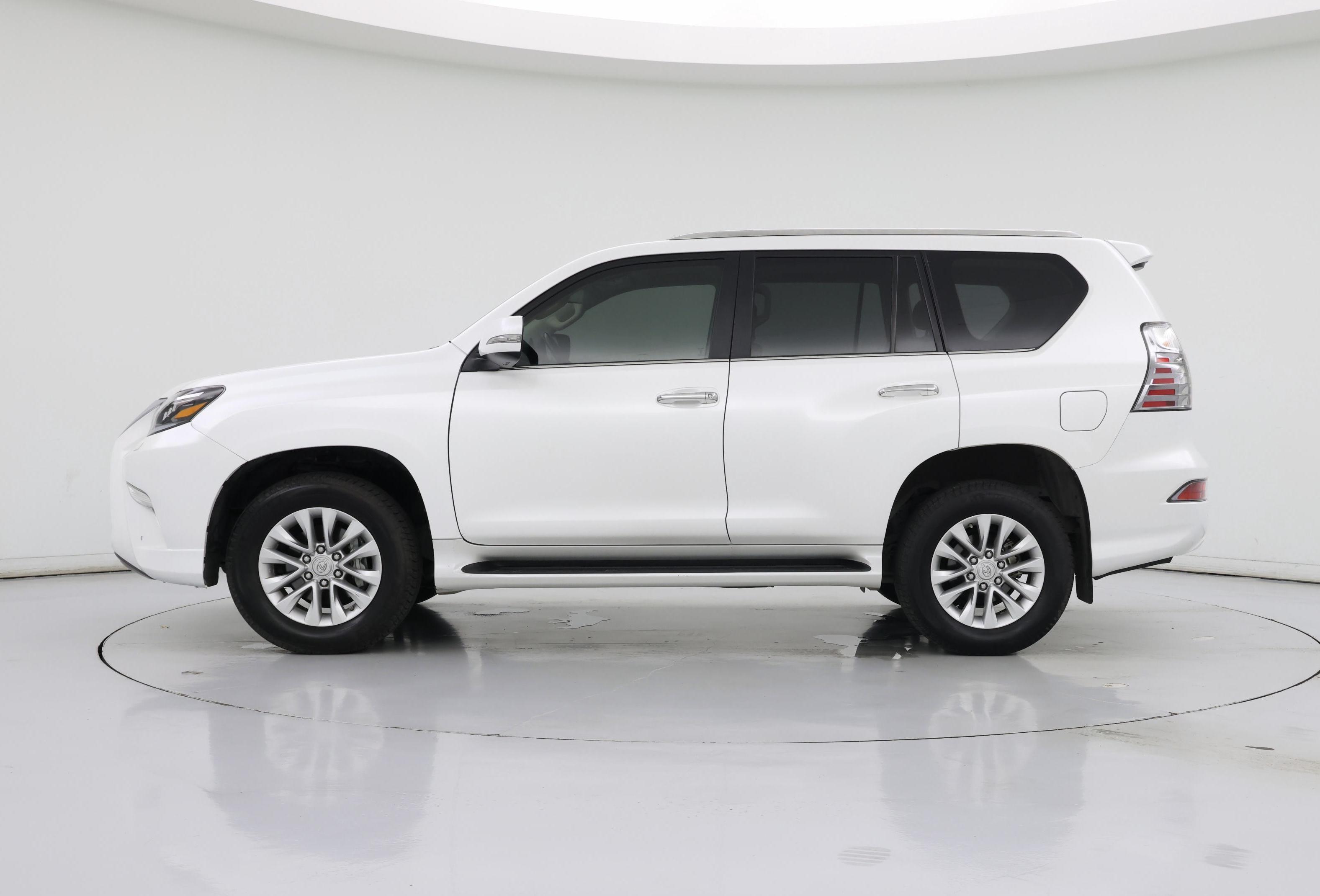 Thumbnail: 2023 Lexus GX - 3