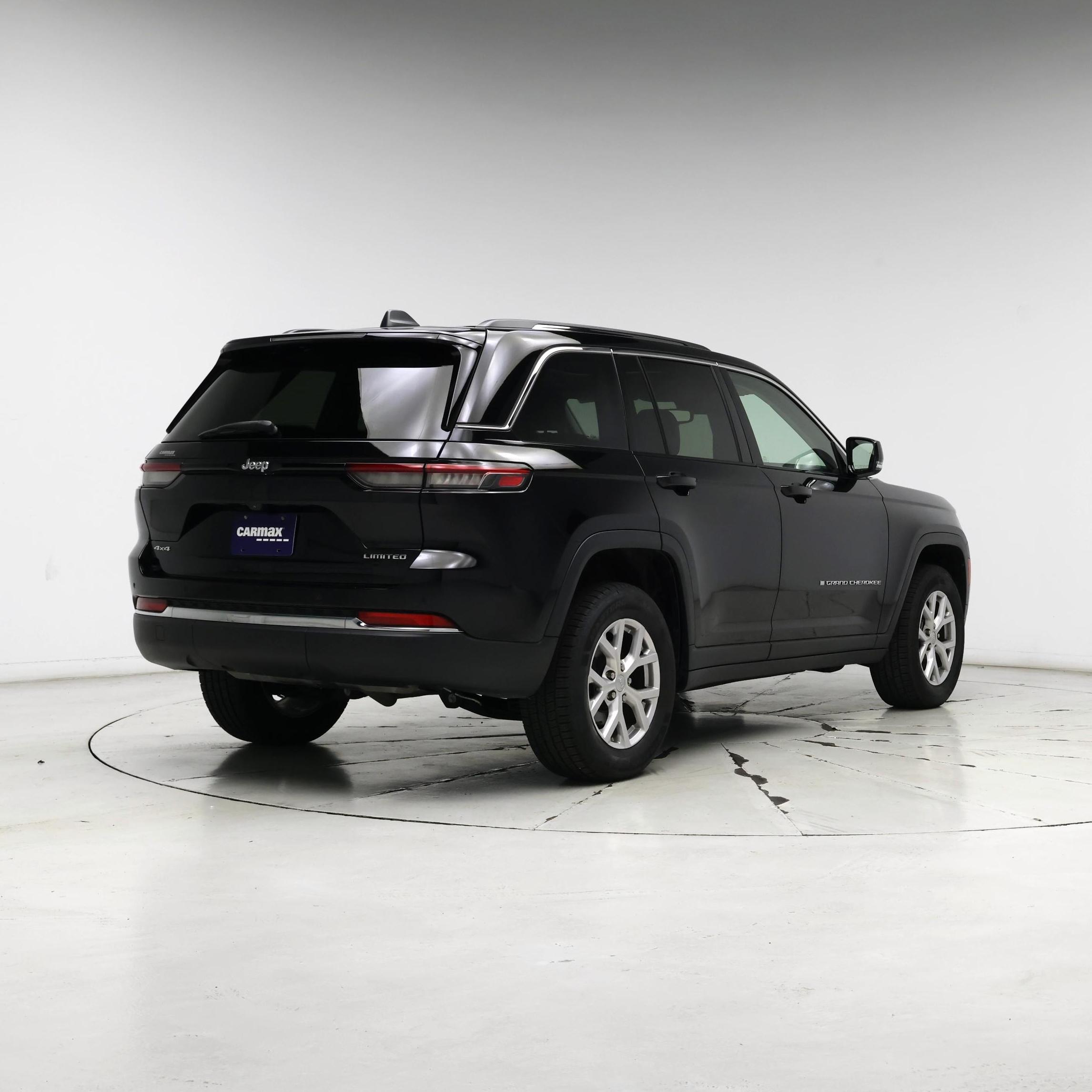 Thumbnail: 2022 Jeep Grand Cherokee - 8