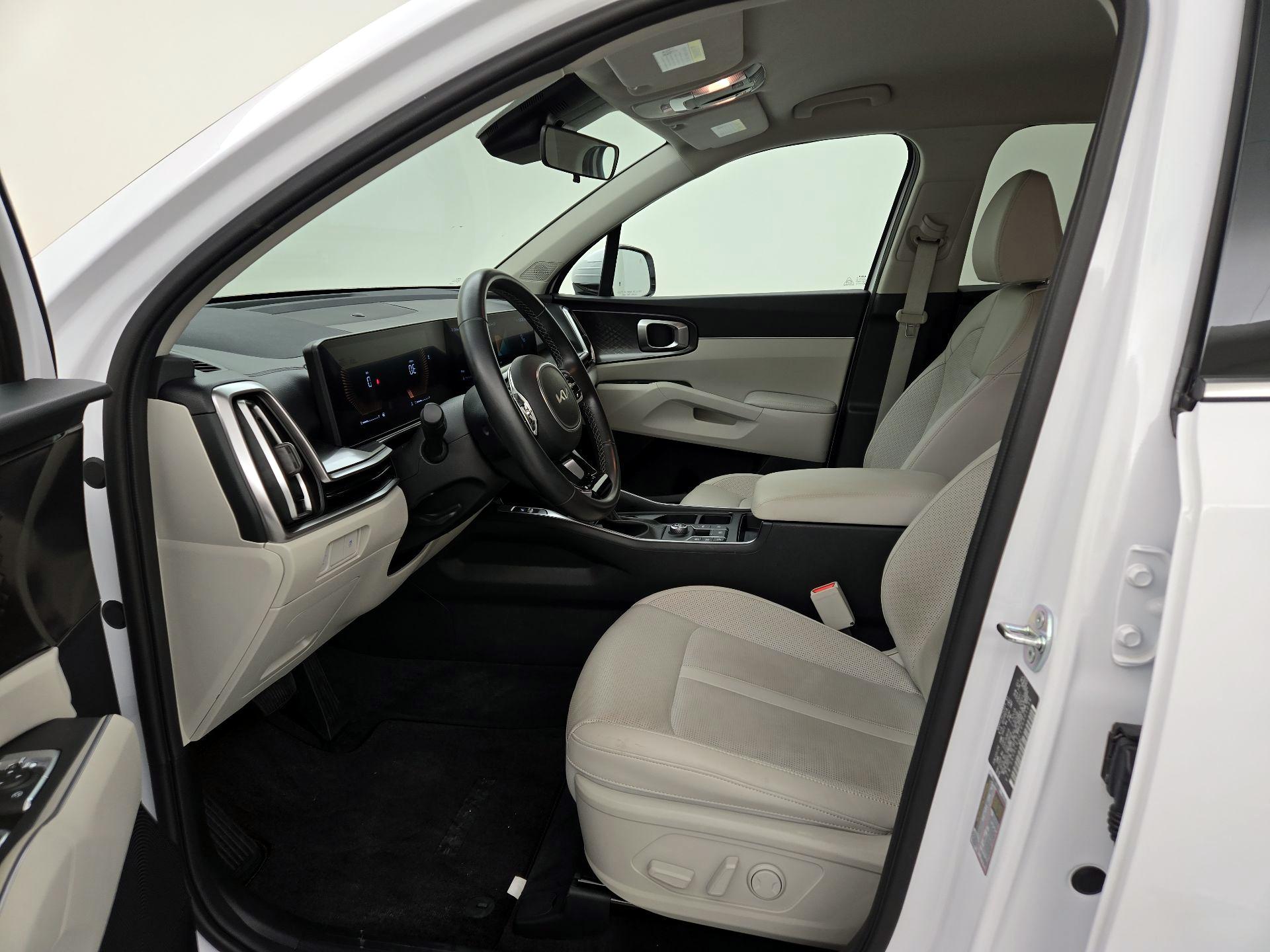 Thumbnail: 2024 Kia Sorento - 11