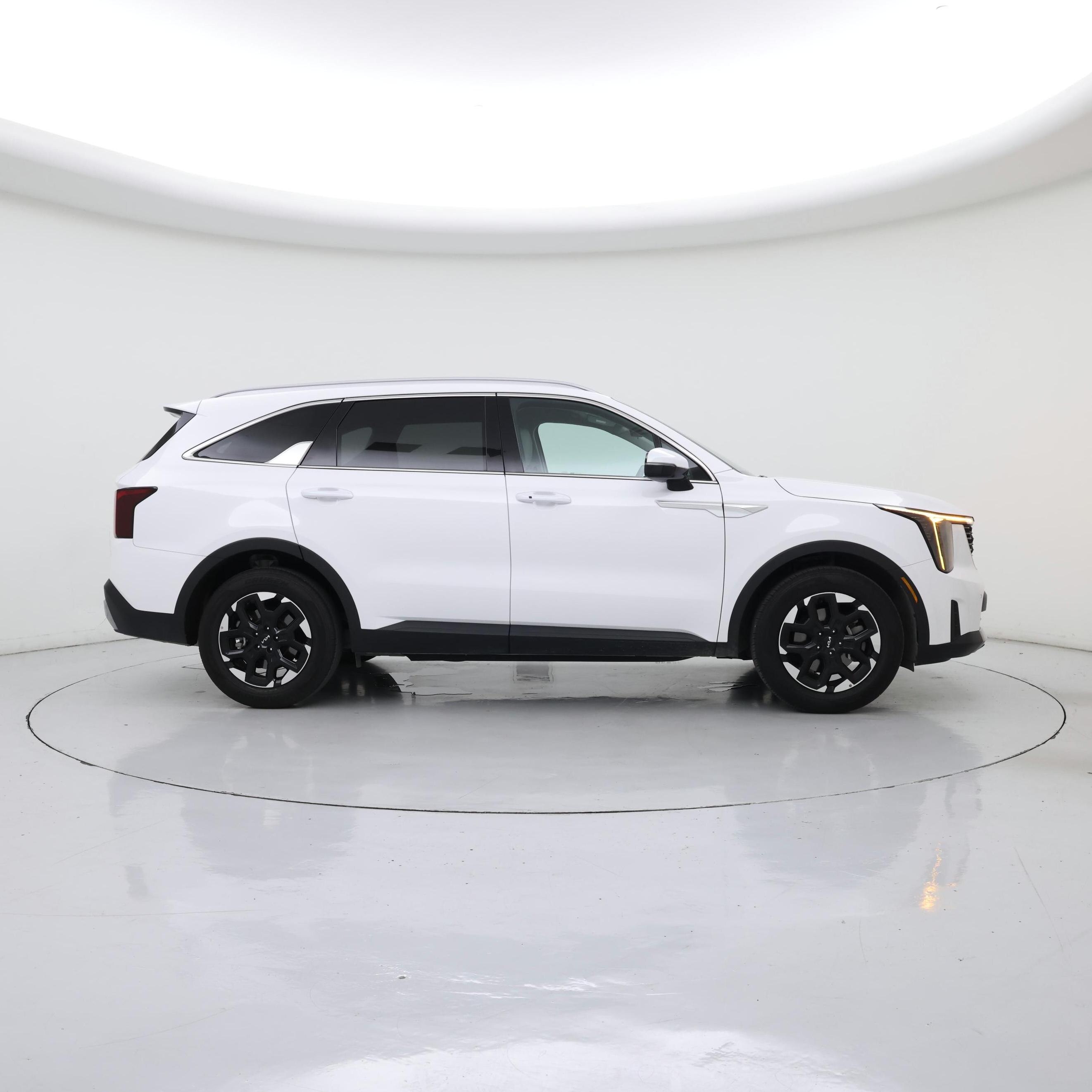 Thumbnail: 2024 Kia Sorento - 7
