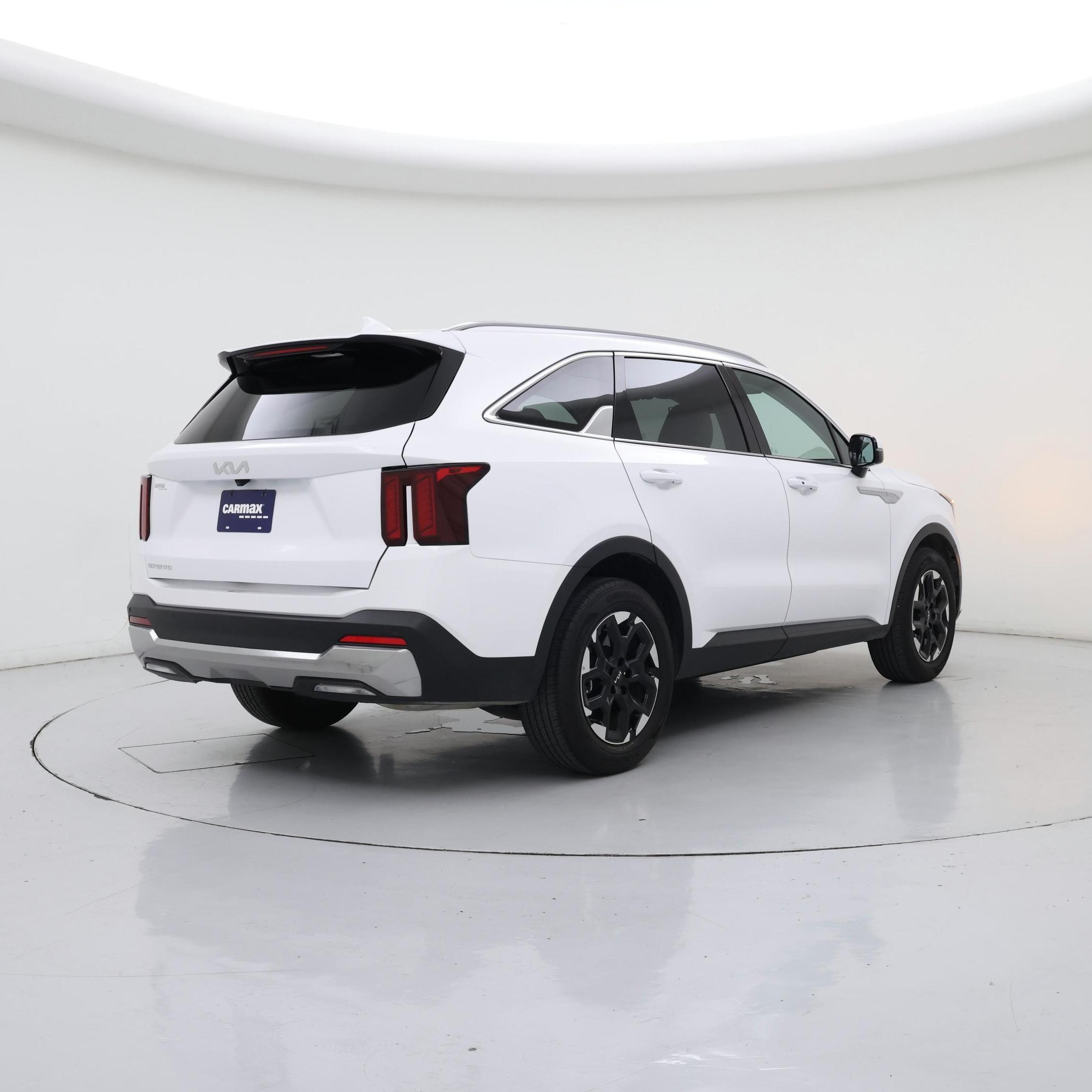 Thumbnail: 2024 Kia Sorento - 8