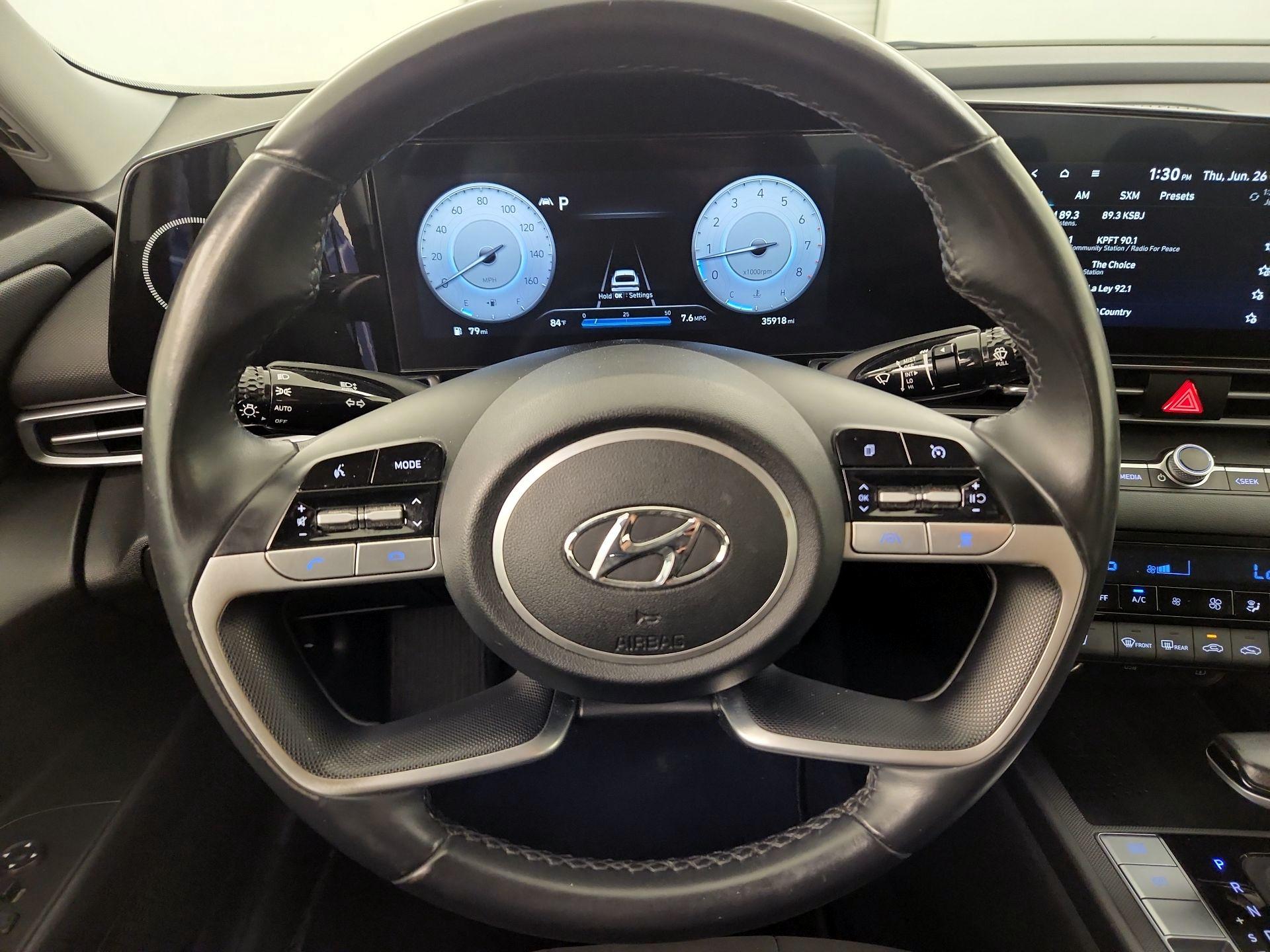 Thumbnail: 2023 Hyundai Elantra - 10