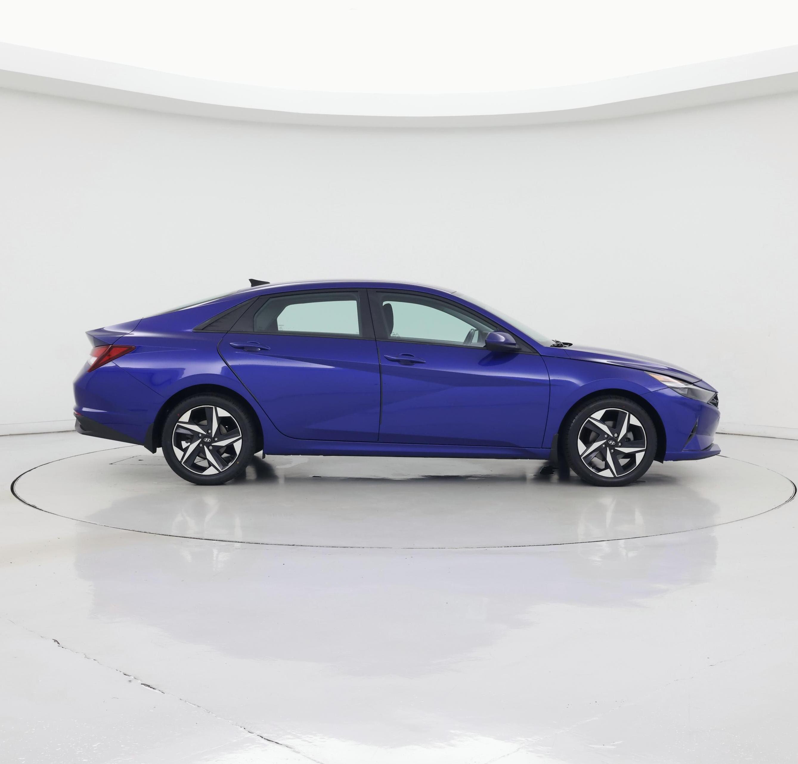 Thumbnail: 2023 Hyundai Elantra - 7