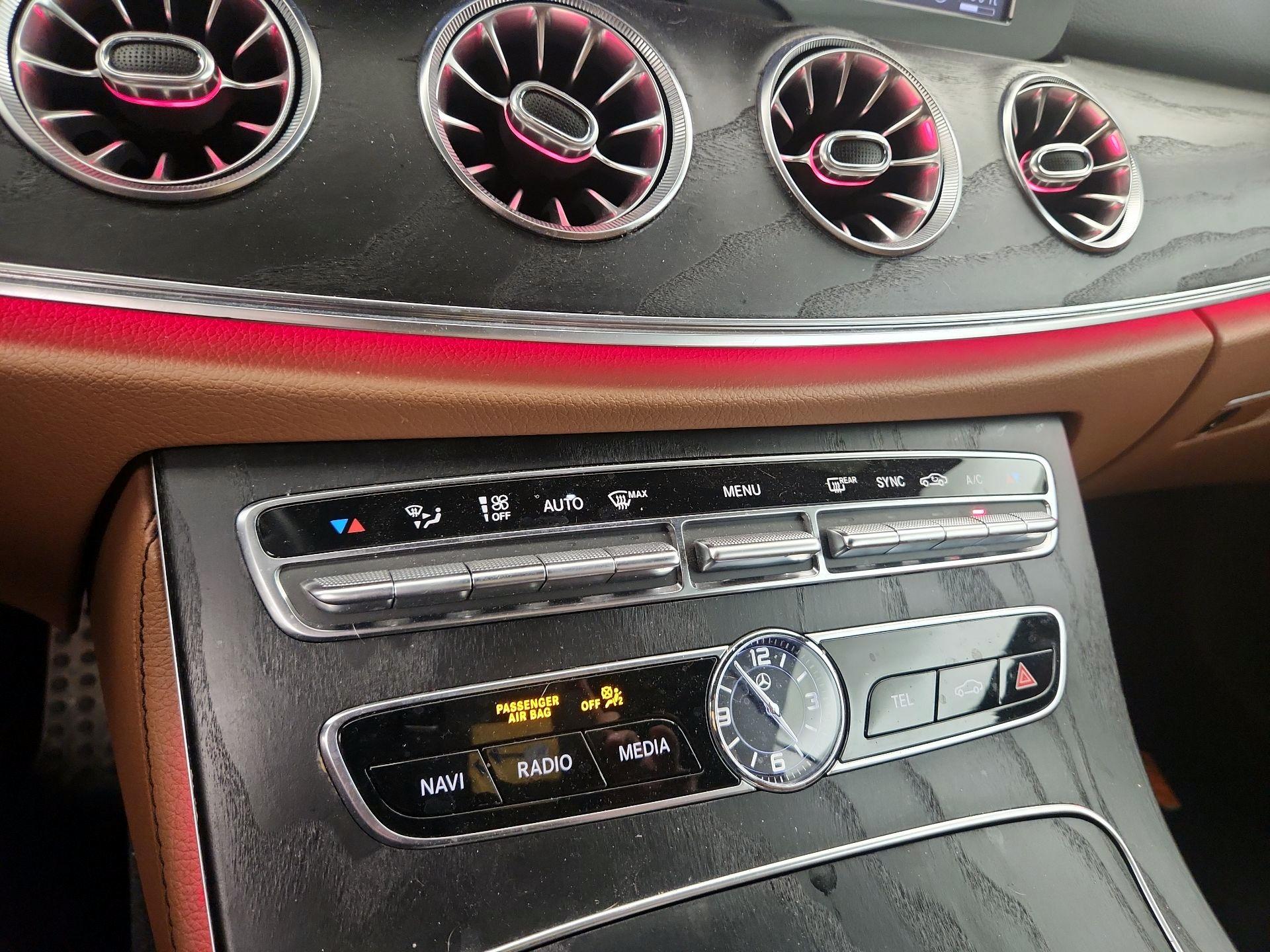 Thumbnail: 2019 Mercedes-Benz E-Class - 16
