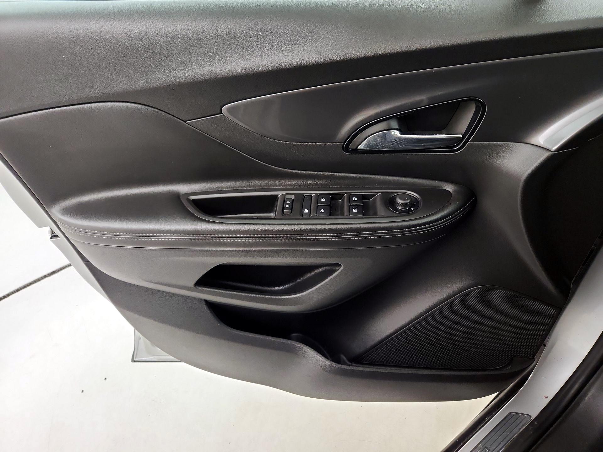 Thumbnail: 2022 Buick Encore - 12