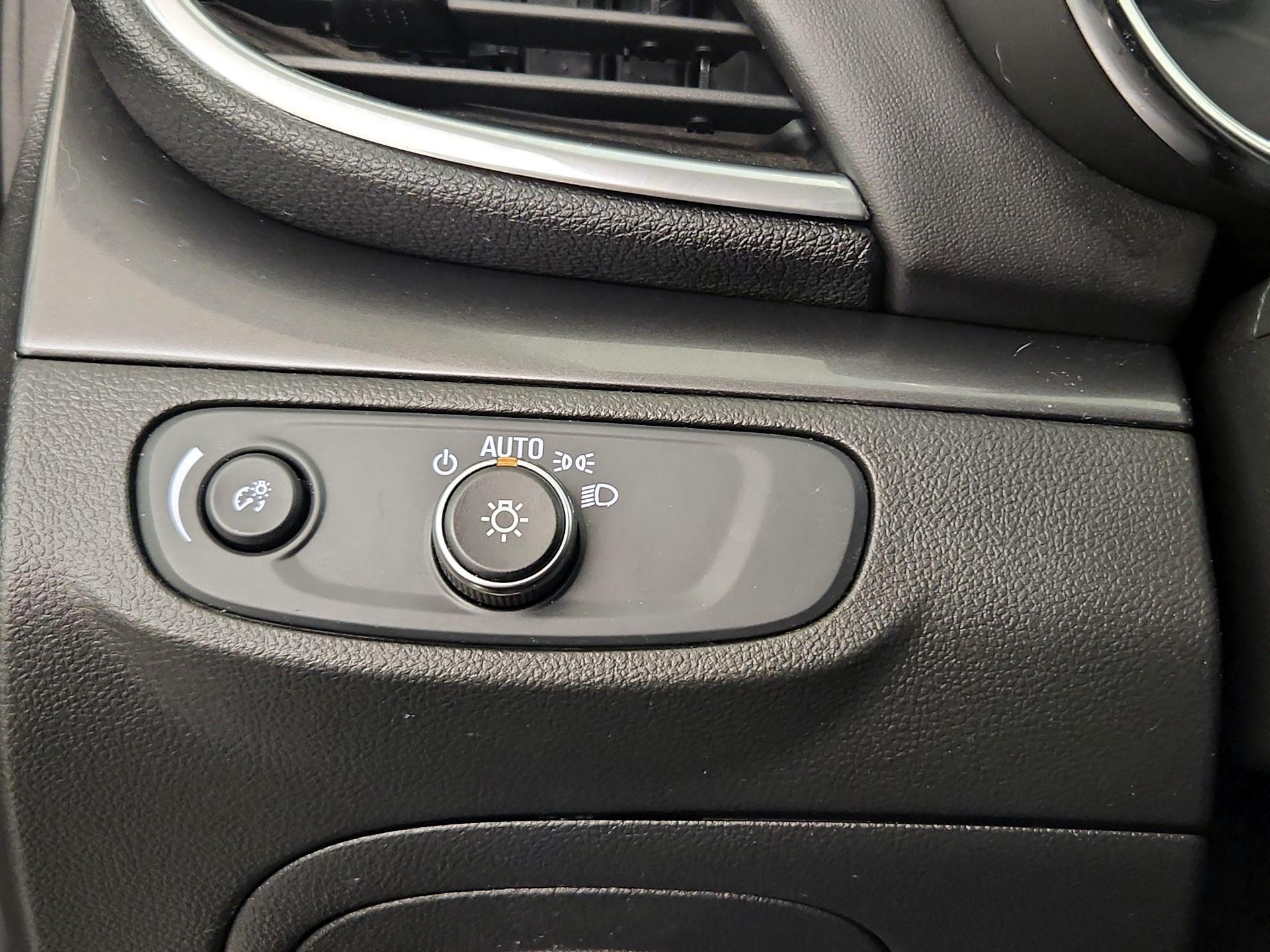Thumbnail: 2022 Buick Encore - 13