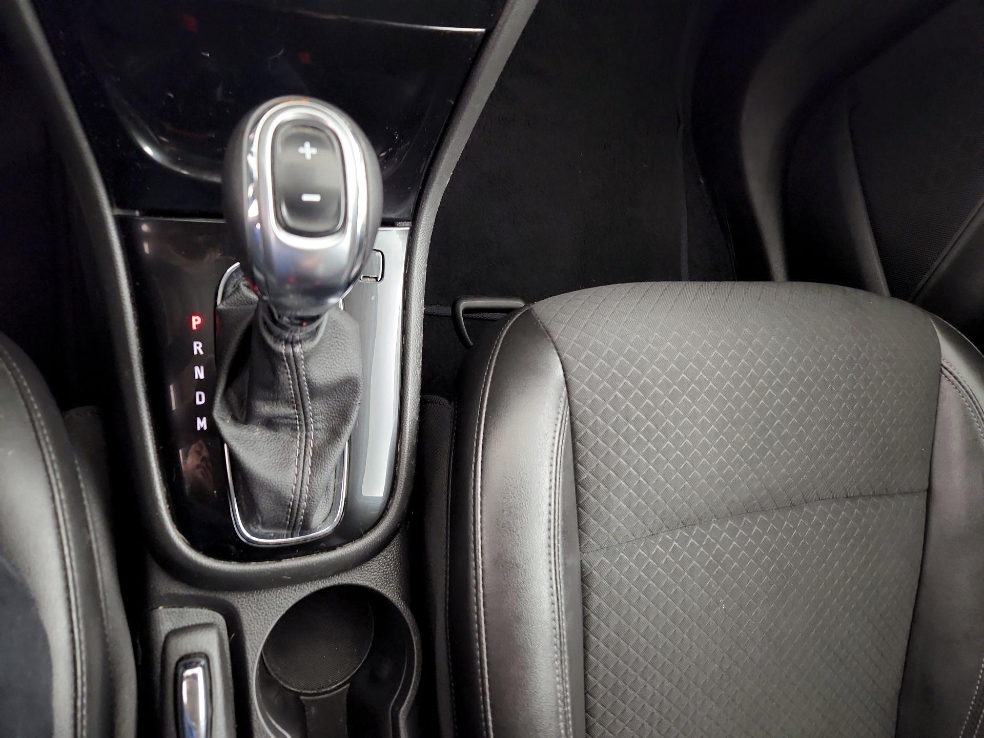 Thumbnail: 2022 Buick Encore - 17
