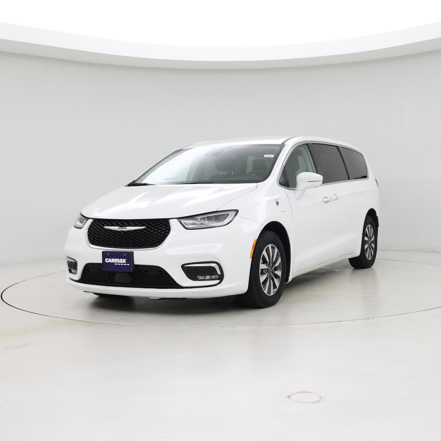 Thumbnail: 2022 Chrysler Pacifica - 4